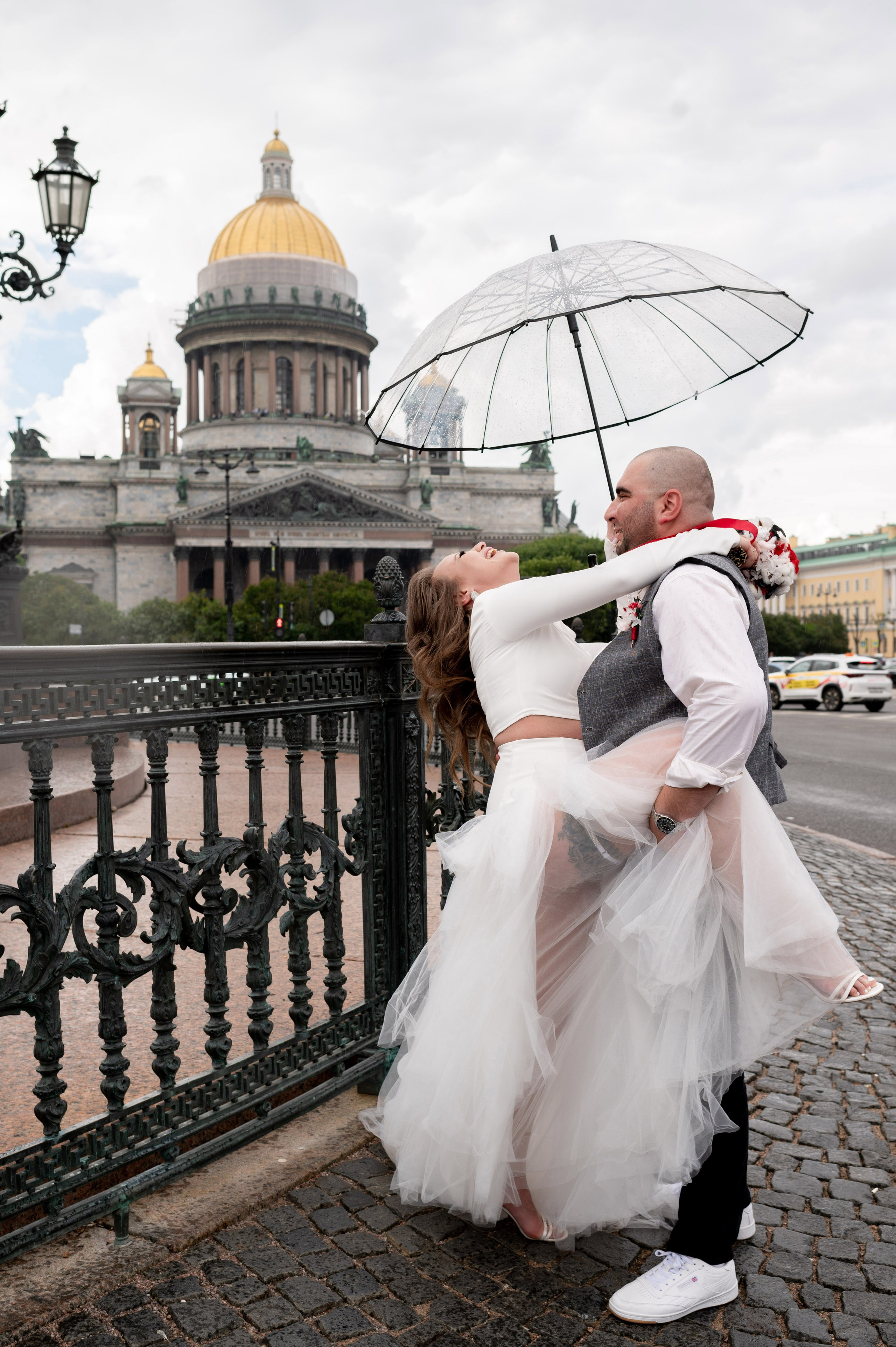 Экстравагантная свадебная фотосессия Светланы и Славы по нетрадиционным и оригинальным местам для свадебной прогулки в Санкт-Петербурге. Портретный, семейный и свадебный фотограф в Санкт-Петербурге и в Пушкине Ширяев Денис