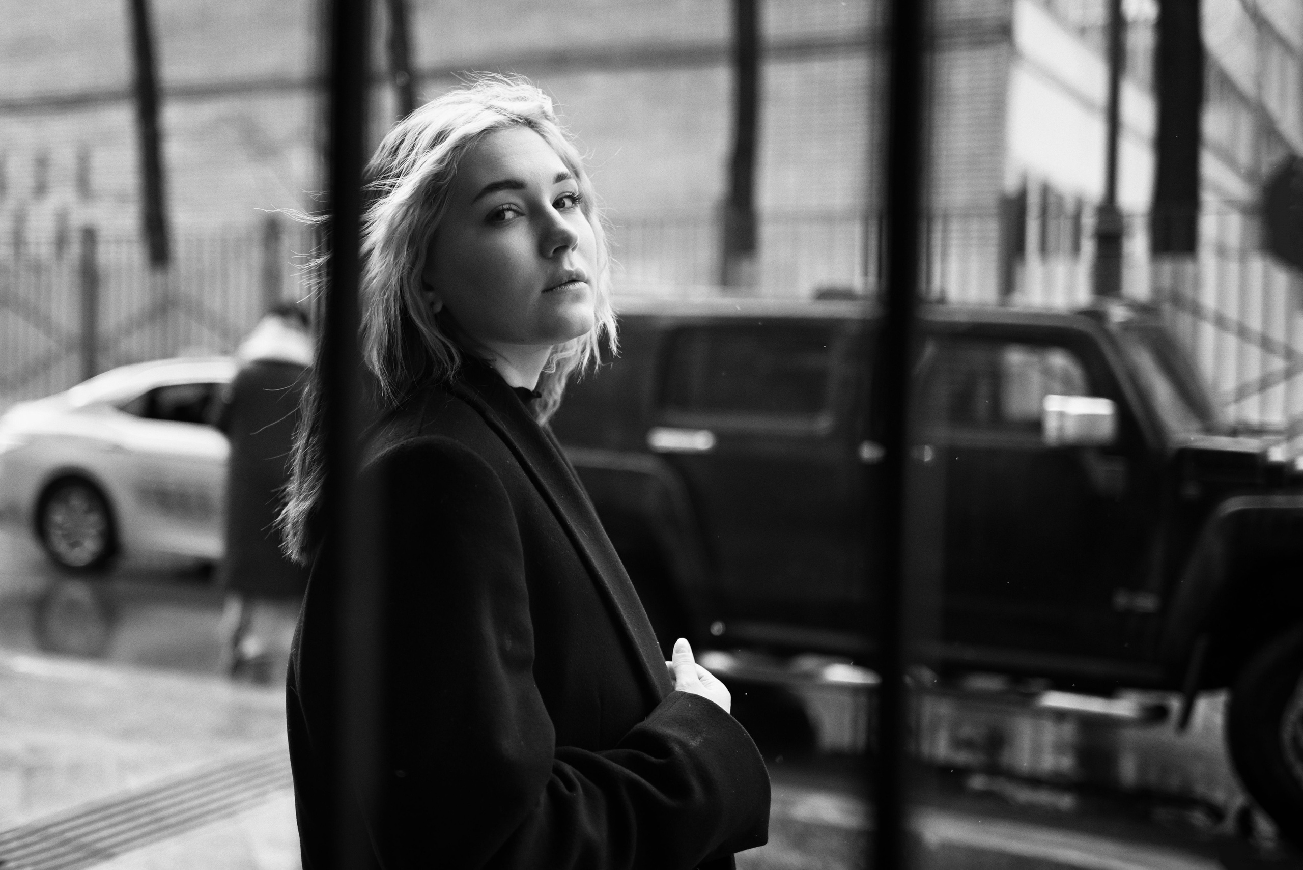 Чёрно-белая стрит-съёмка. Фотограф в Москве Михаил Елизарьев