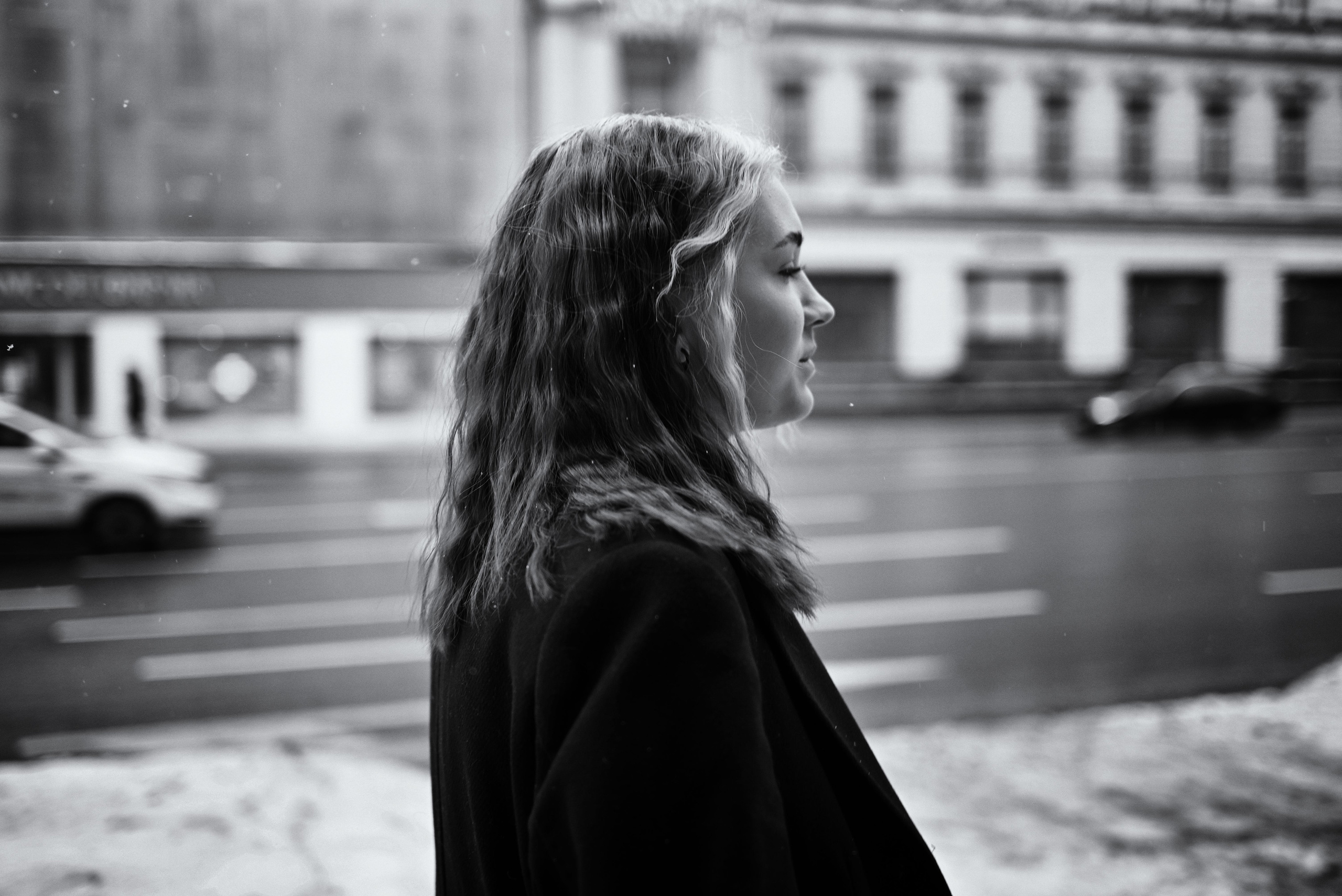 Чёрно-белая стрит-съёмка. Фотограф в Москве Михаил Елизарьев