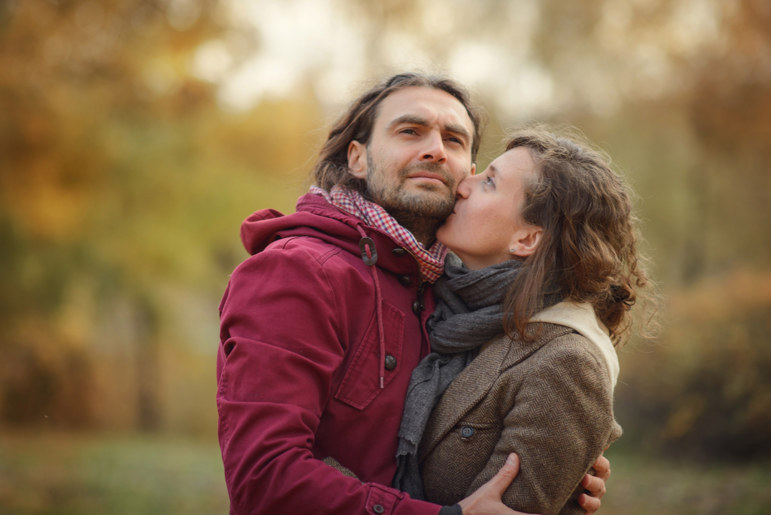 Family photo shoot in autumn. Photos with yellow leaves