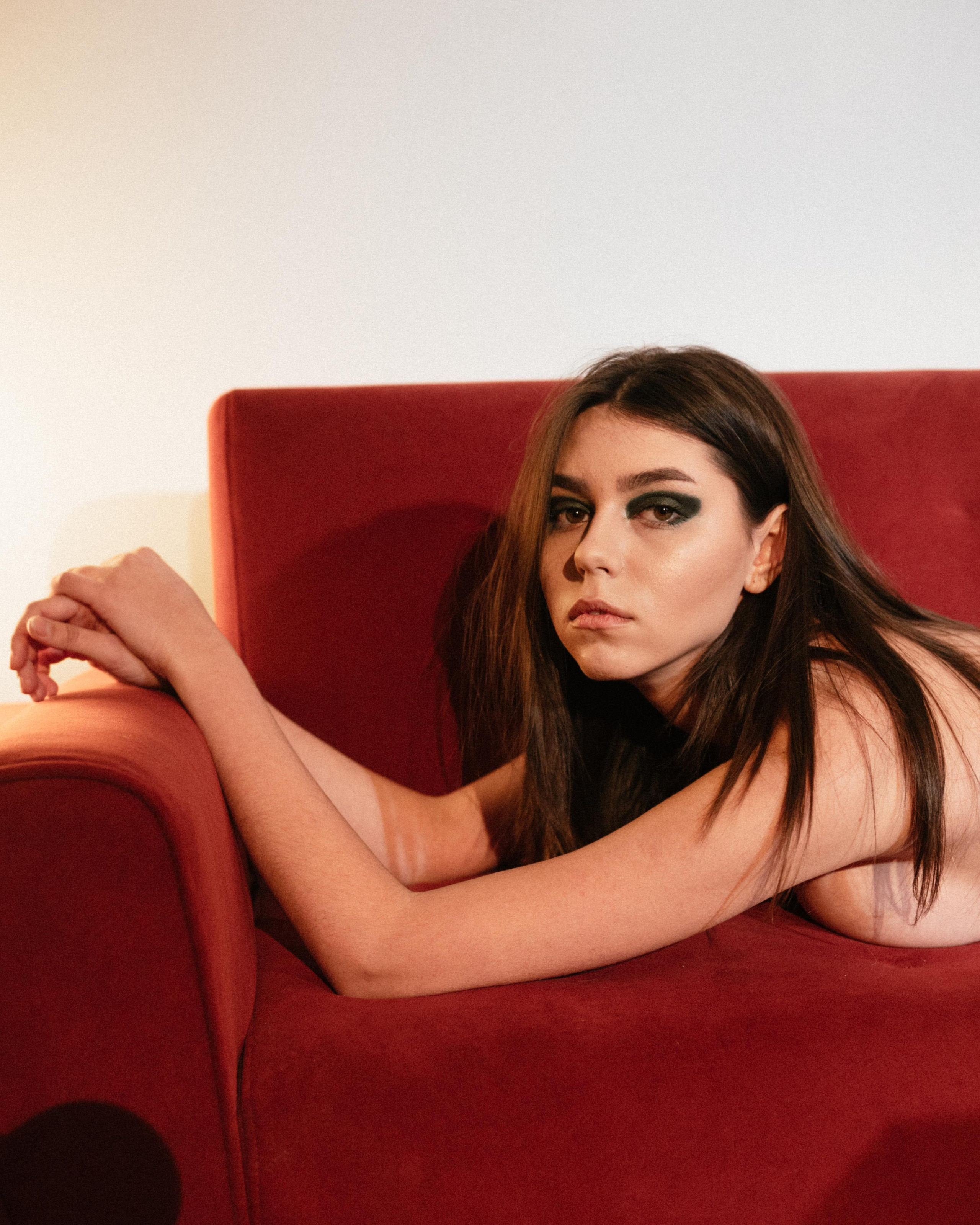 Daria. Z H U R A V L E V