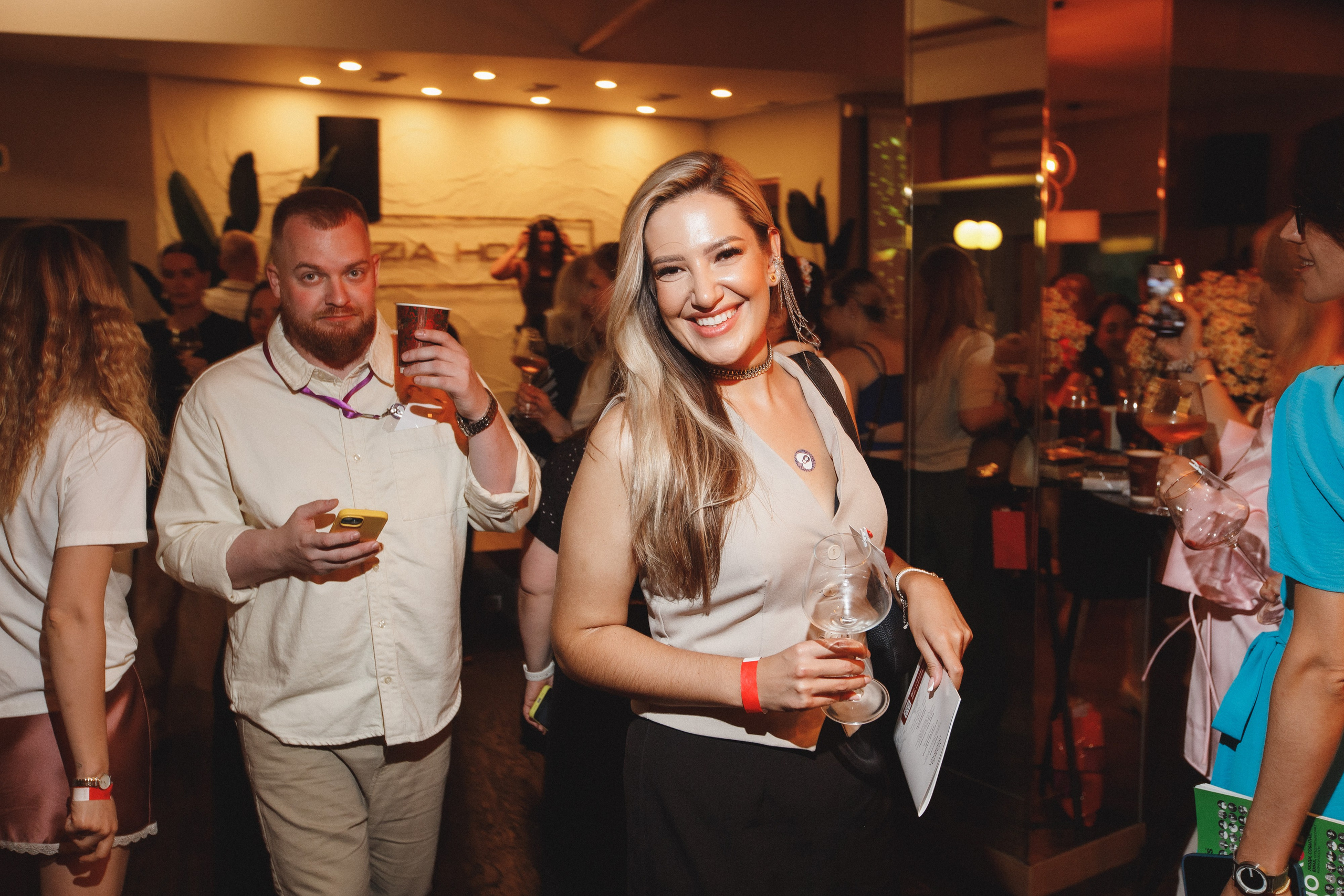 ФЕСТИВАЛЬ РОССИЙСКОГО ВИНА. СВОИ. ФОТООТЧЕТЫ-СОБЫТИЯ-МЕСТА