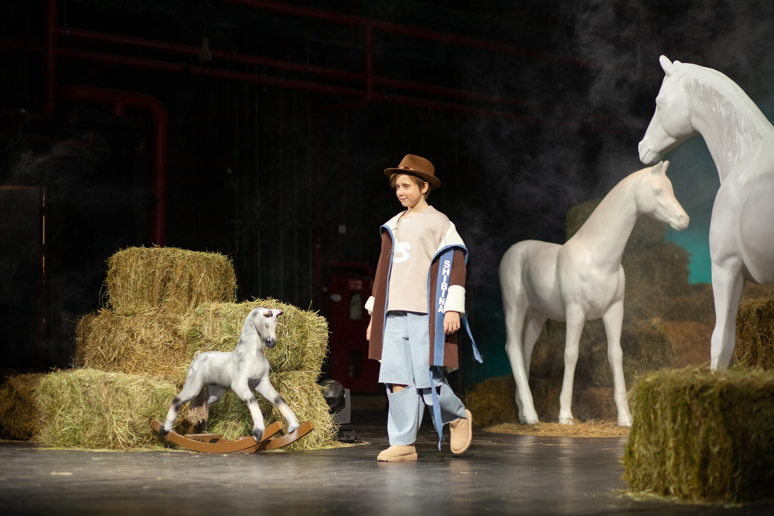 MagicFashionWeek — коллекция «ToyStory» дизайнера Надежды Шибиной