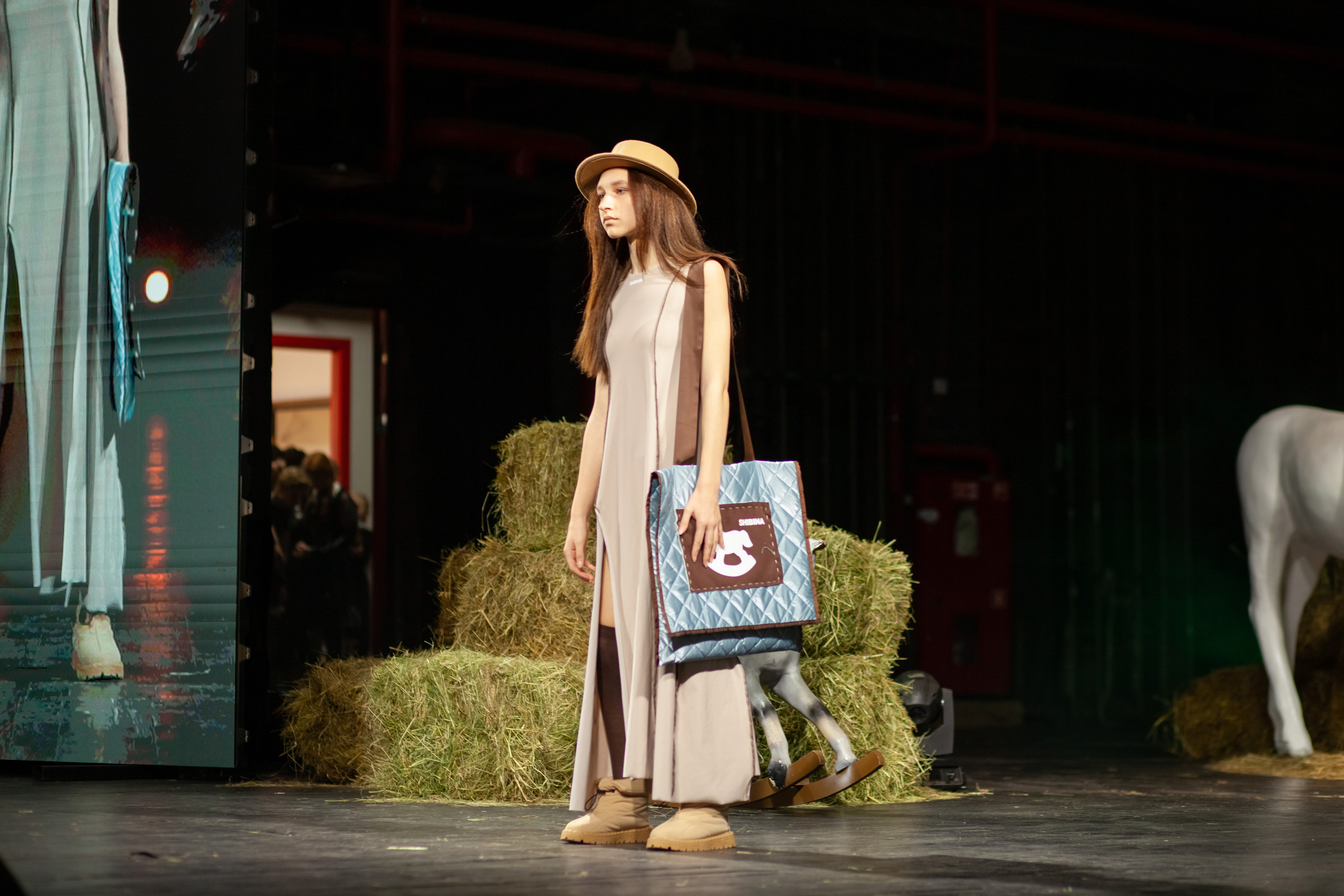 MagicFashionWeek — коллекция «ToyStory» дизайнера Надежды Шибиной