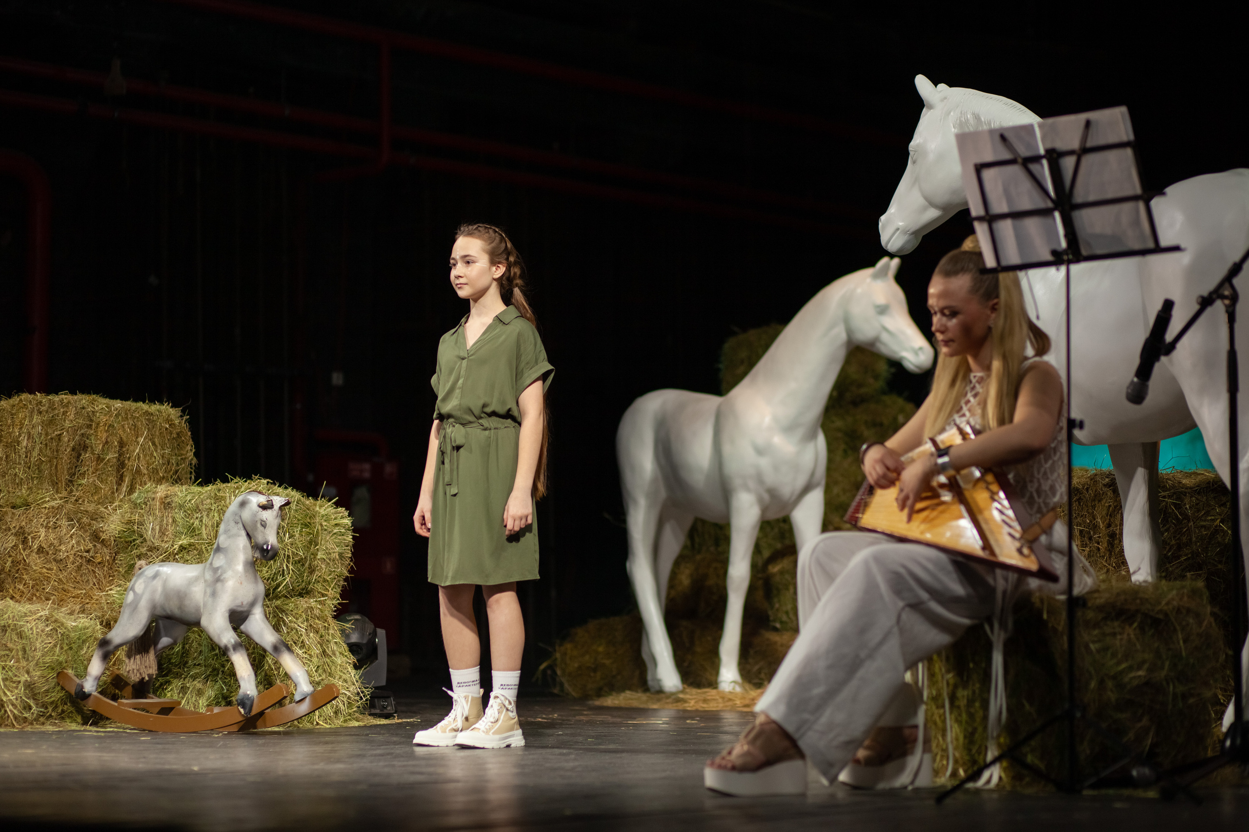 MagicFashionWeek — показ ММШ «Московская Модельная Школа»