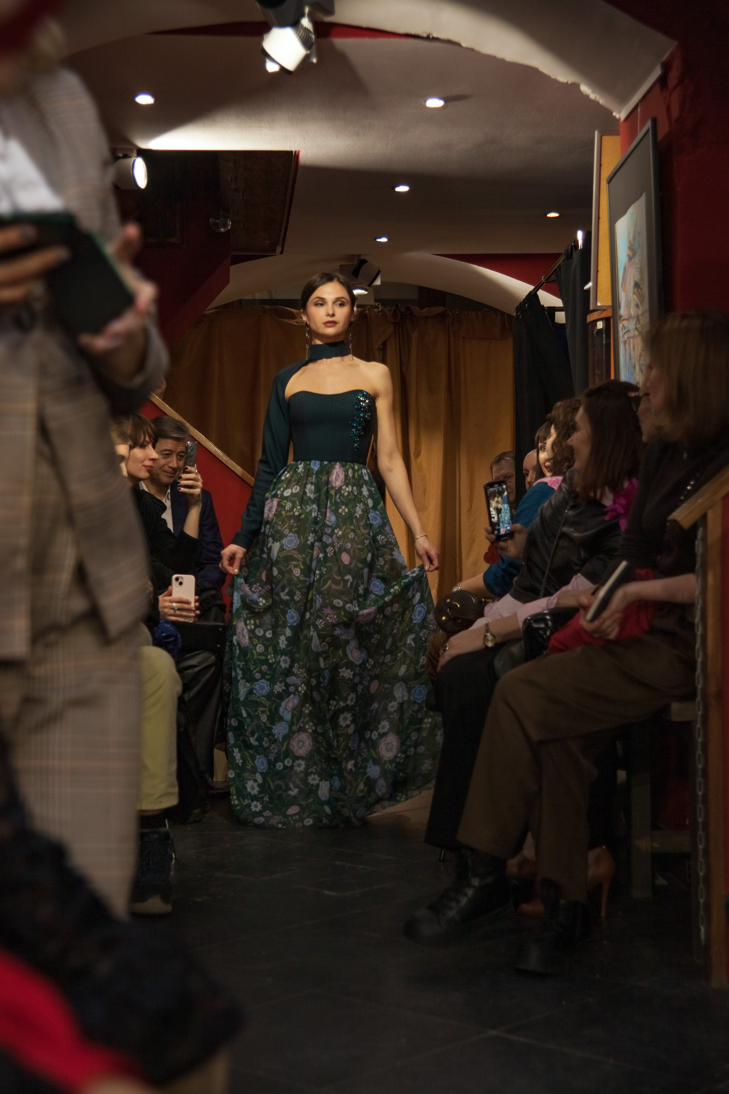 Репортаж Кайрос-маркет в галерее Дрездон | Москва