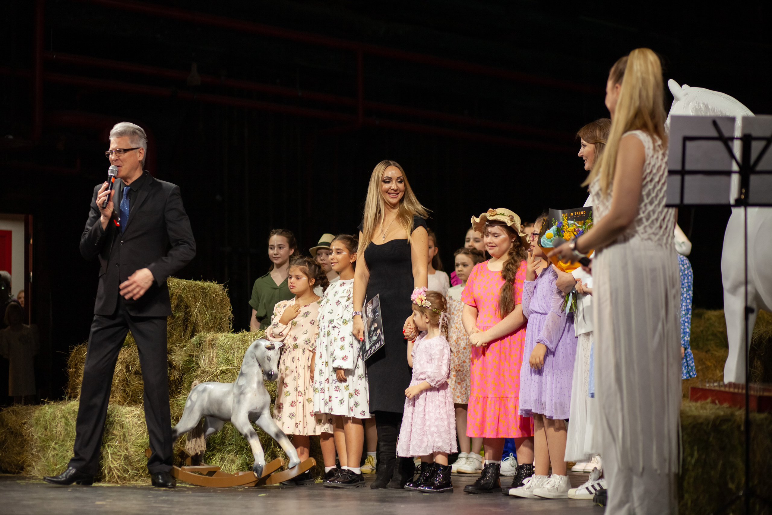 MagicFashionWeek — показ ММШ «Московская Модельная Школа»