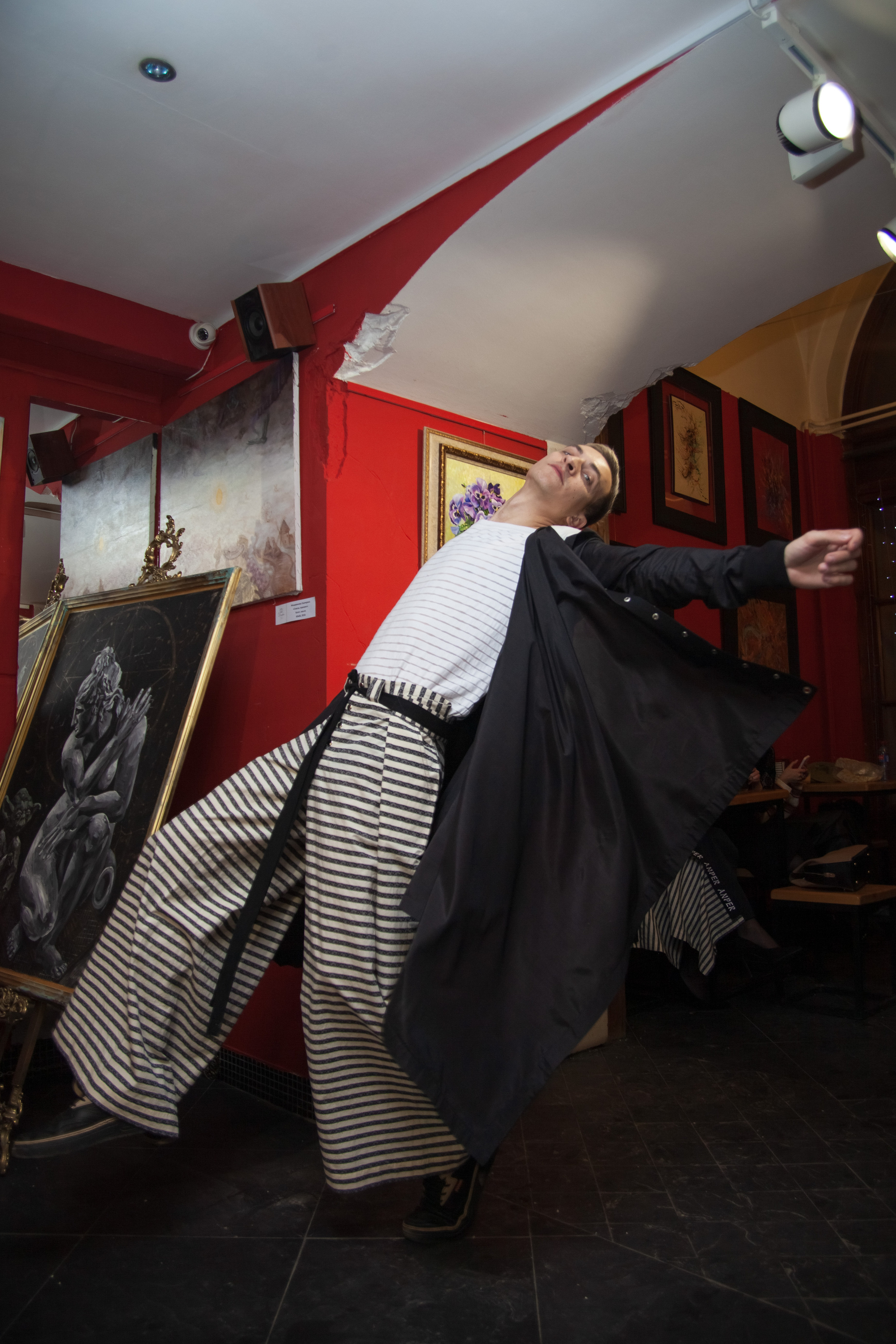 Репортаж Кайрос-маркет в галерее Дрездон | Москва