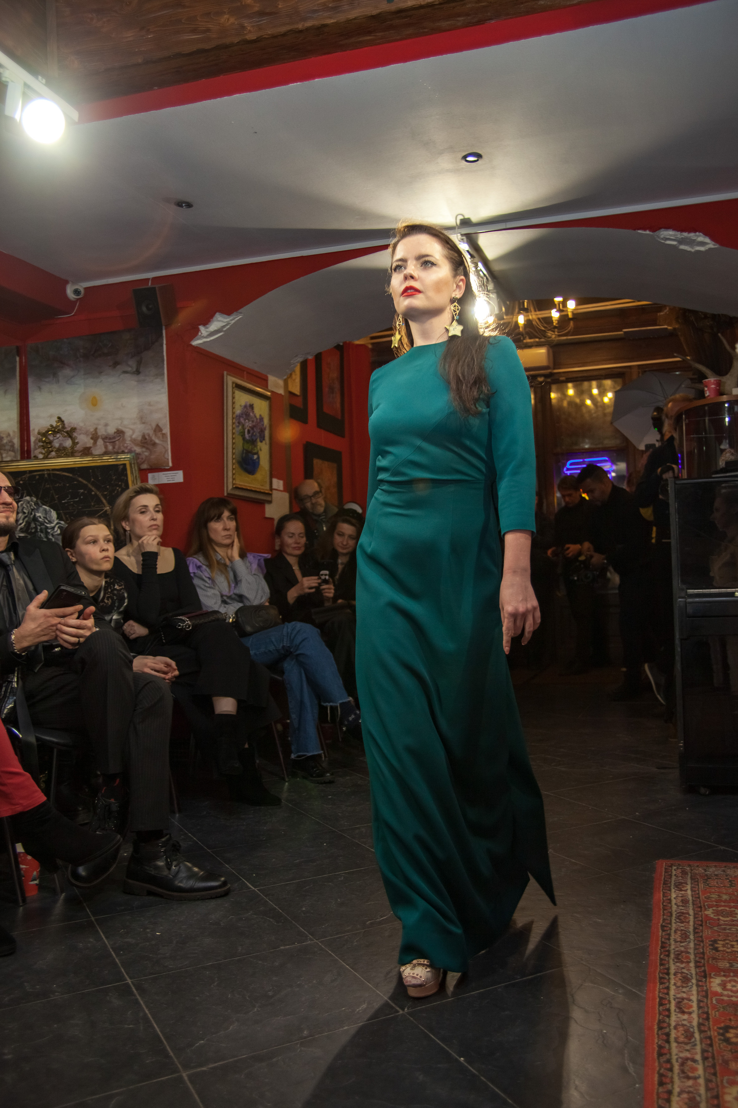 Репортаж Кайрос-маркет в галерее Дрездон | Москва