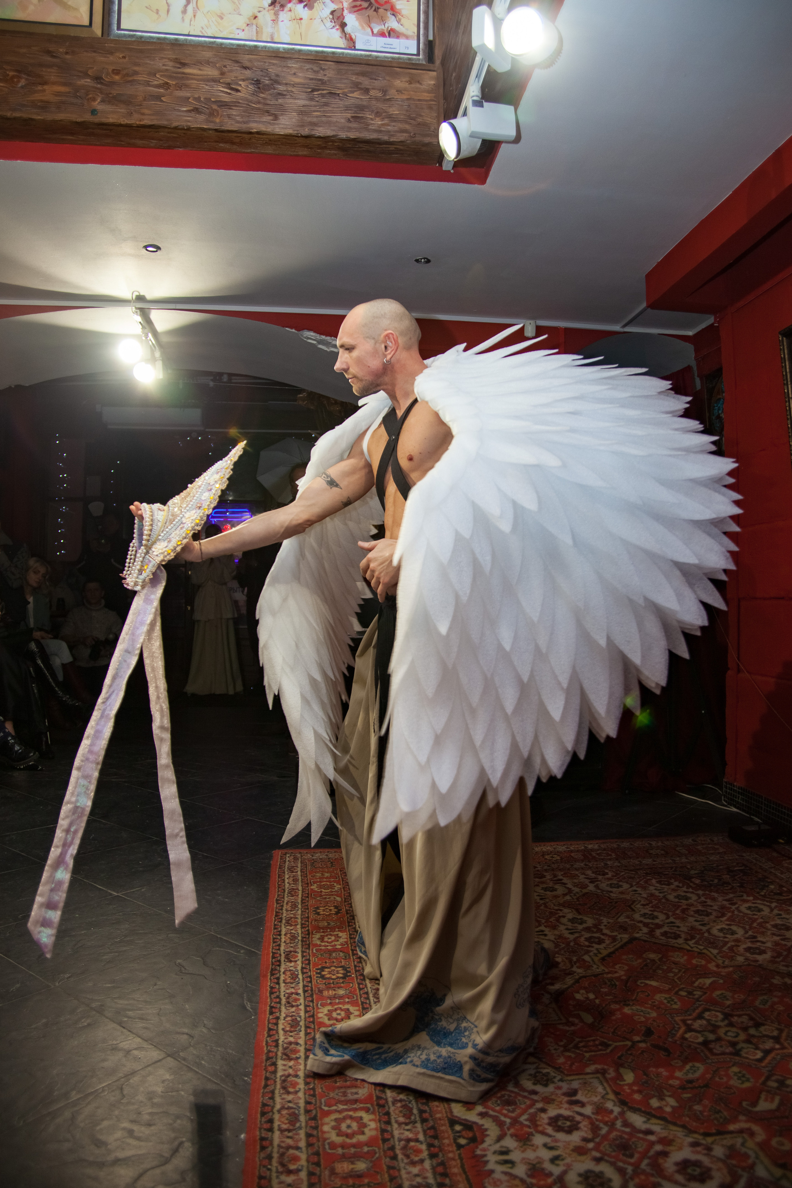 Репортаж Кайрос-маркет в галерее Дрездон | Москва