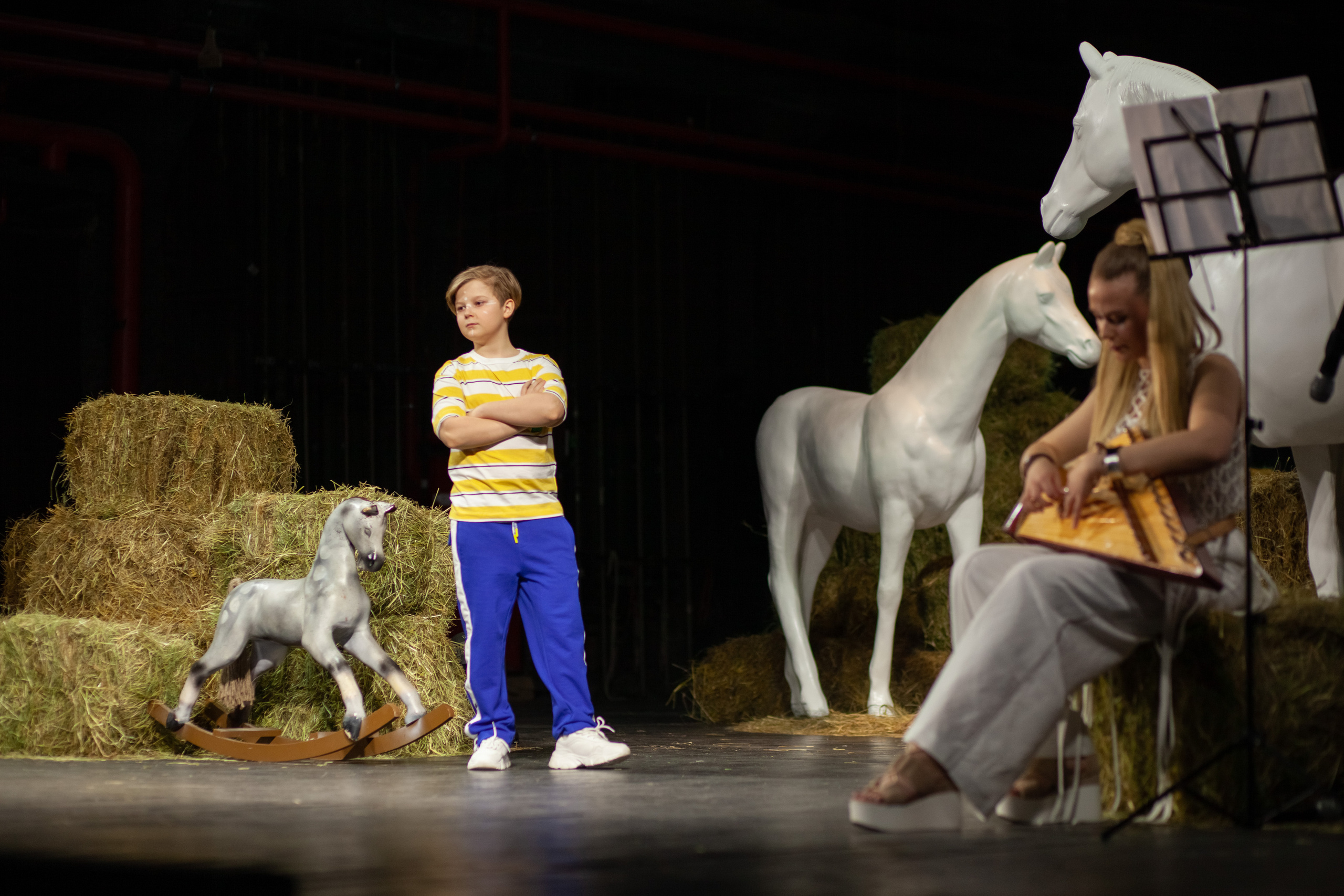 MagicFashionWeek — показ ММШ «Московская Модельная Школа»