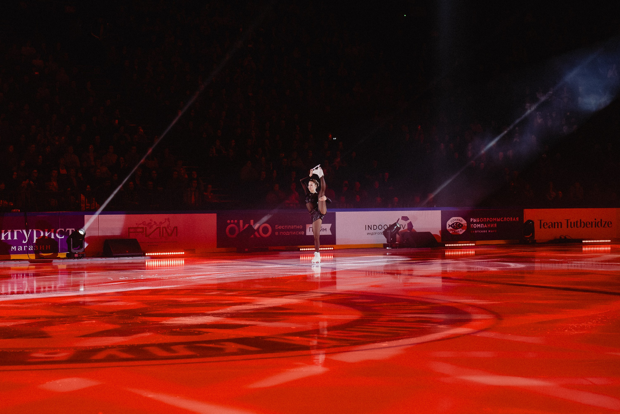 Шоу Этери Тутберидзе в Новосибирске. Воробьева Ксения — Спортивный и танцевальный фотограф Новосибирск