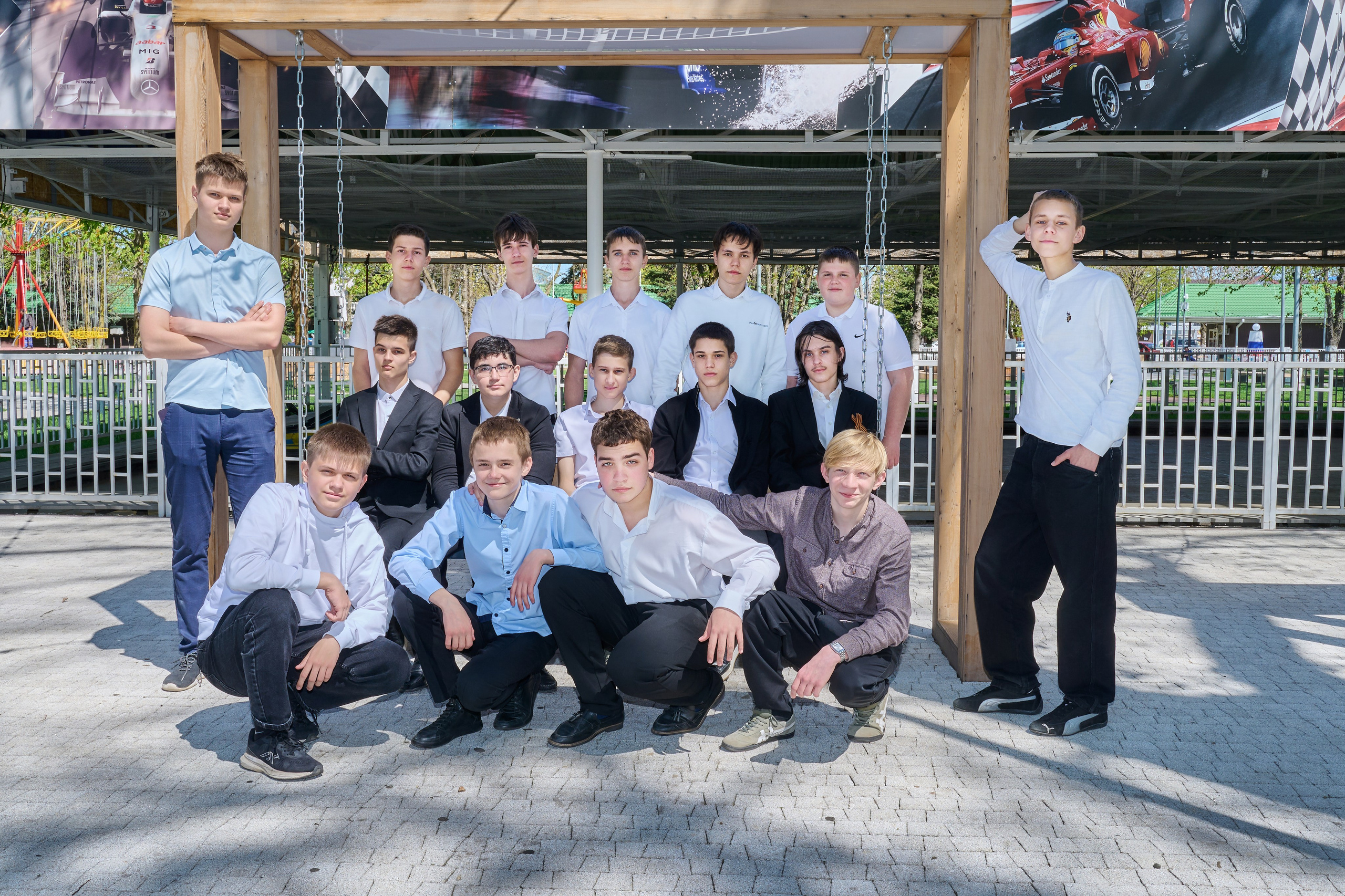 Фотосессия выпускников 9А класса СОШ 1. Школьный и семейный фотограф/видеограф в г. Курганинске