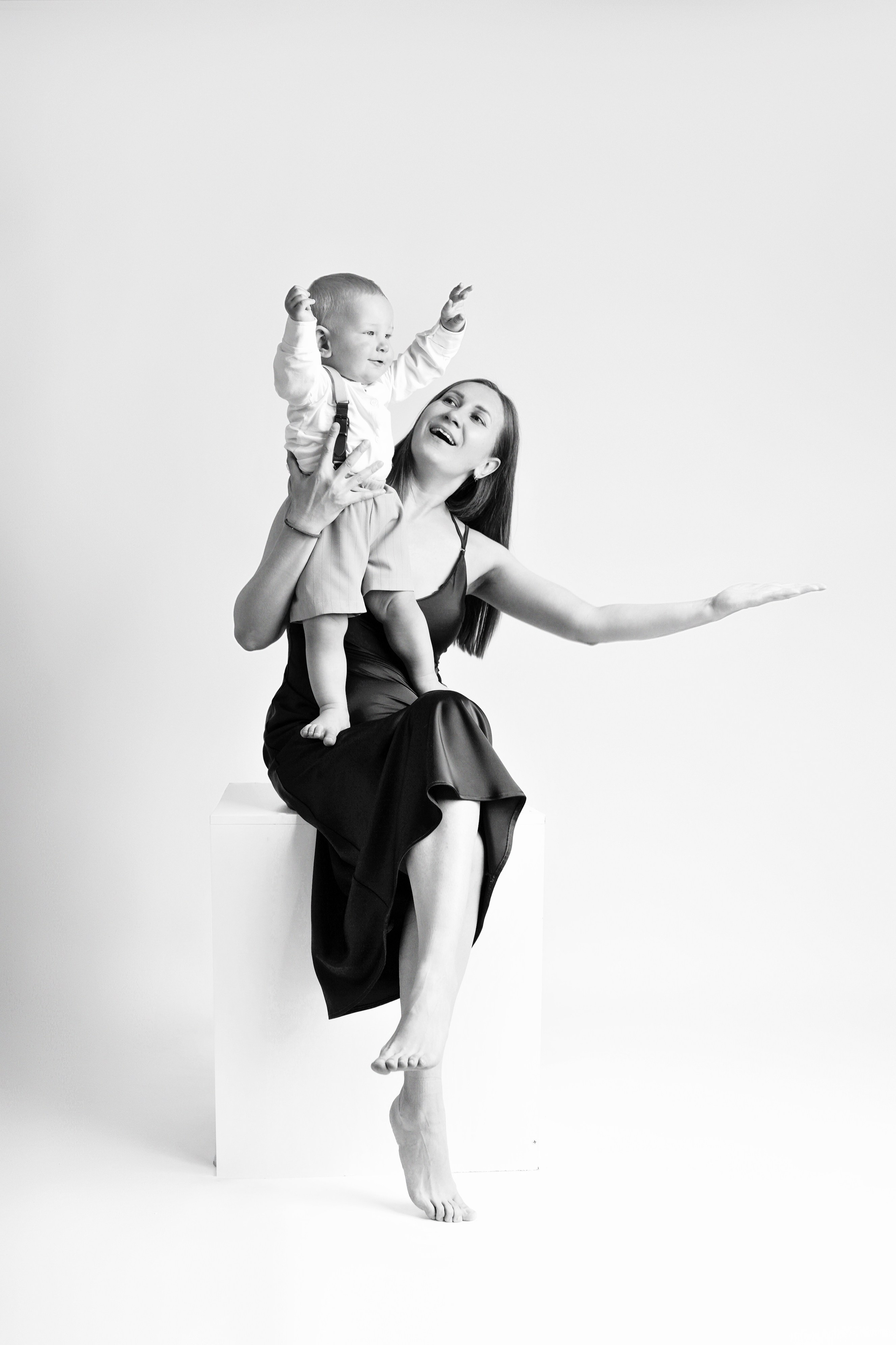 ГОДИК В РЕТРО СТИЛЕ. Фотограф новорожденных беременных в Тюмени Ткачук Татьяна