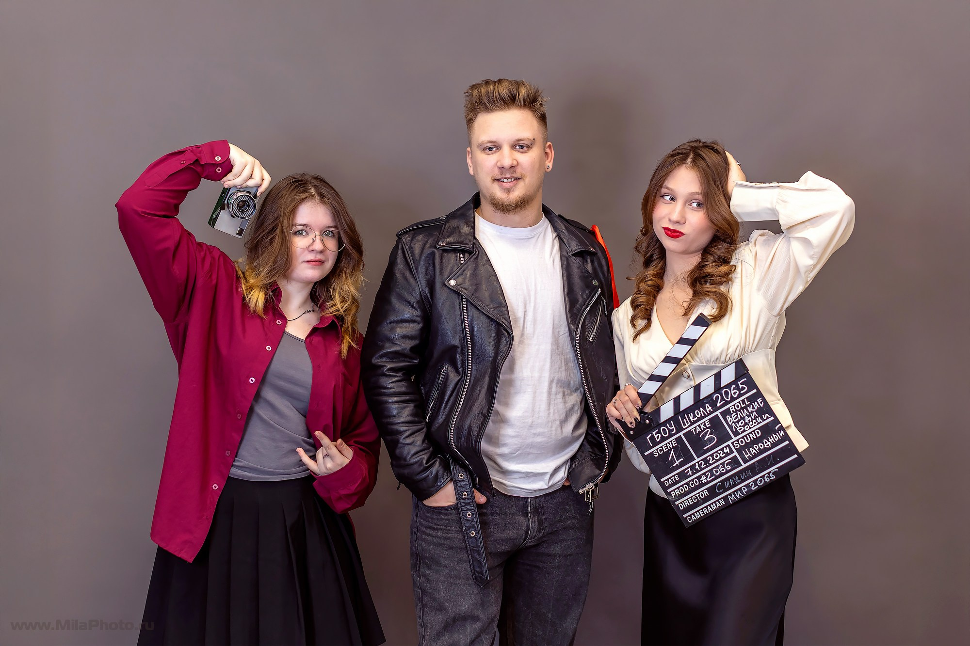 Галерея съемок в студиях. Фотограф и видеограф Москва. Свадебный фотограф, видеограф. Выпускные альбомы. Оживающие альбомы