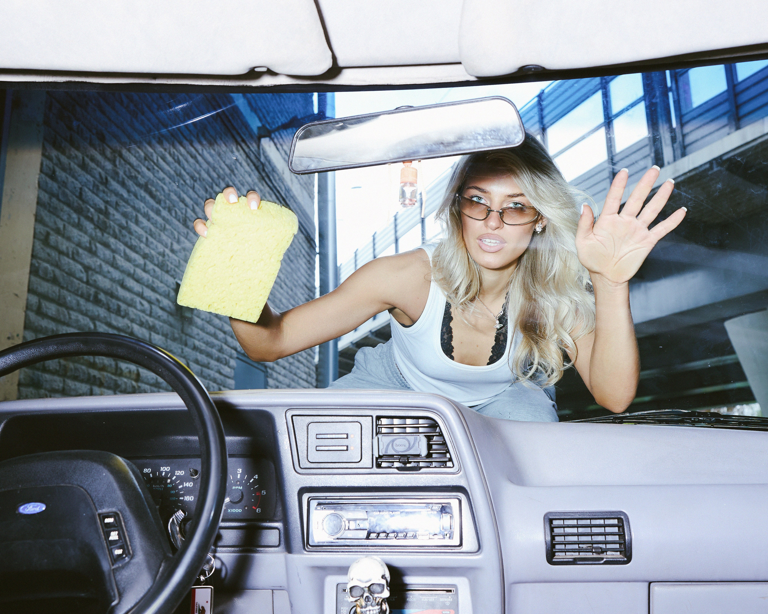 COMMERCIAL FOR BRANDS. VERONIKA TIKHOMIROVA | PHOTOGRAPHER