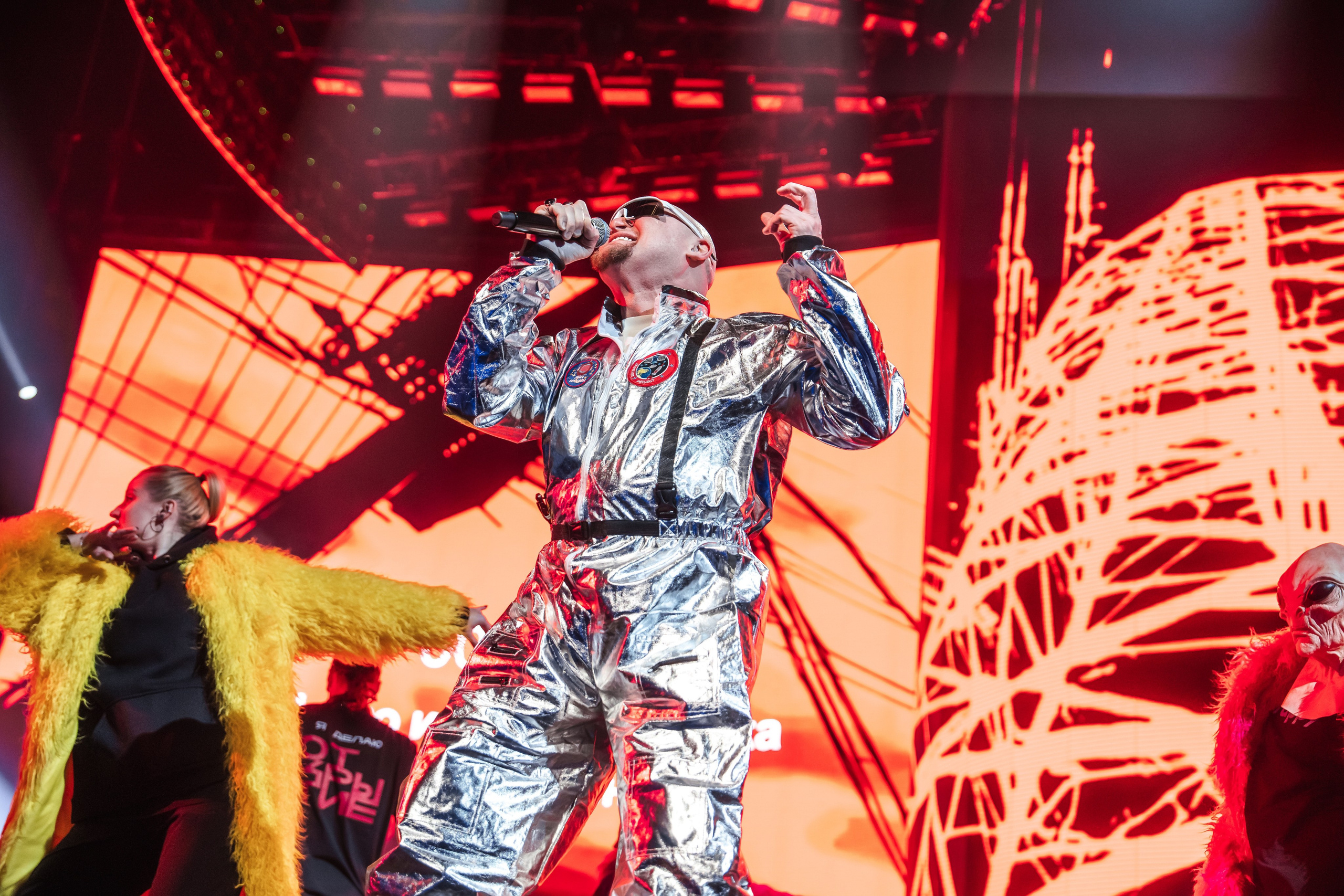 Superdiskoteka 90. Svyatoslav Bunkov | photographer