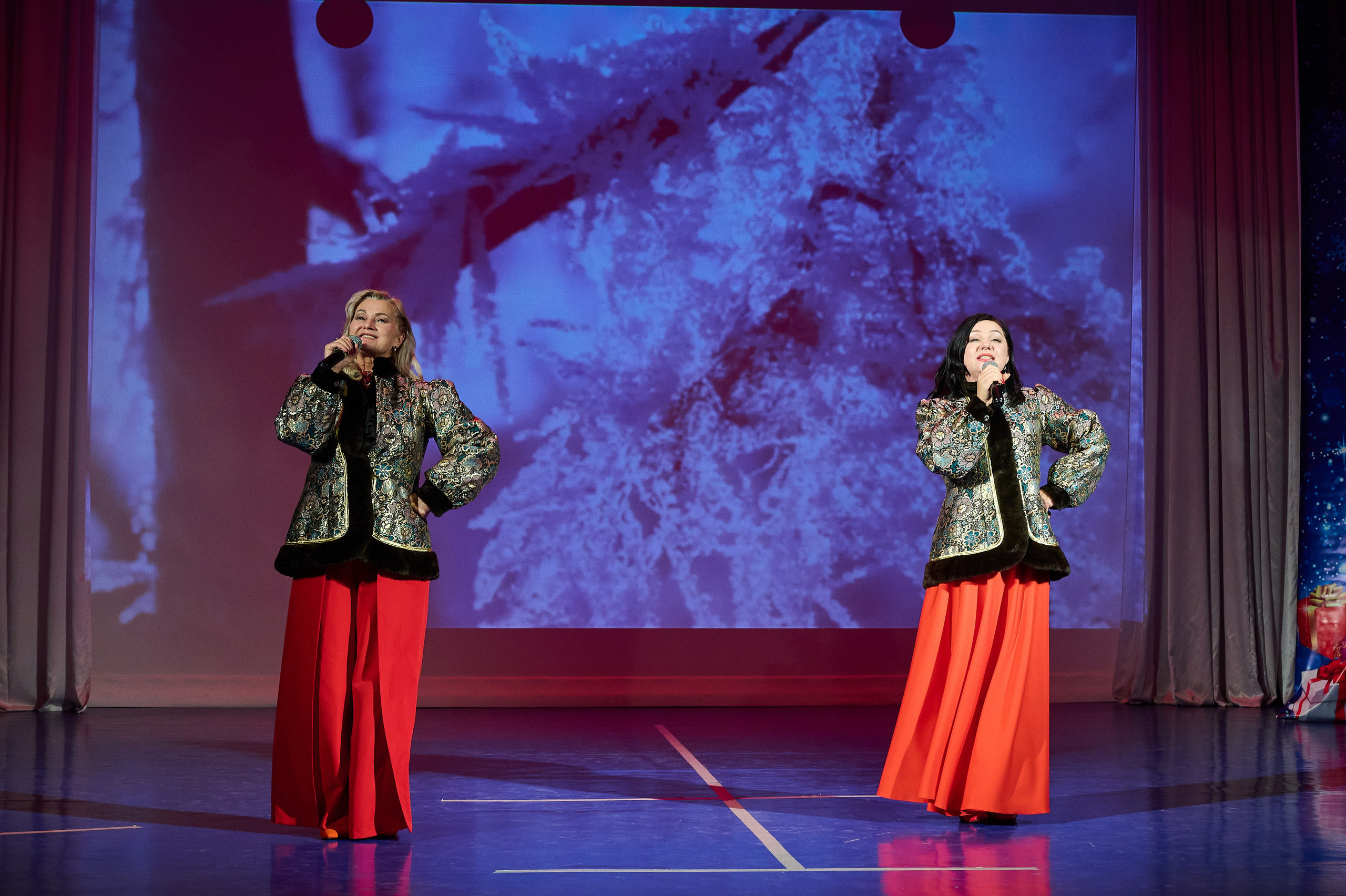 Коцерт НГ В ДК Марьина Роща. Жизнь курорта Кабардинка в фотографиях