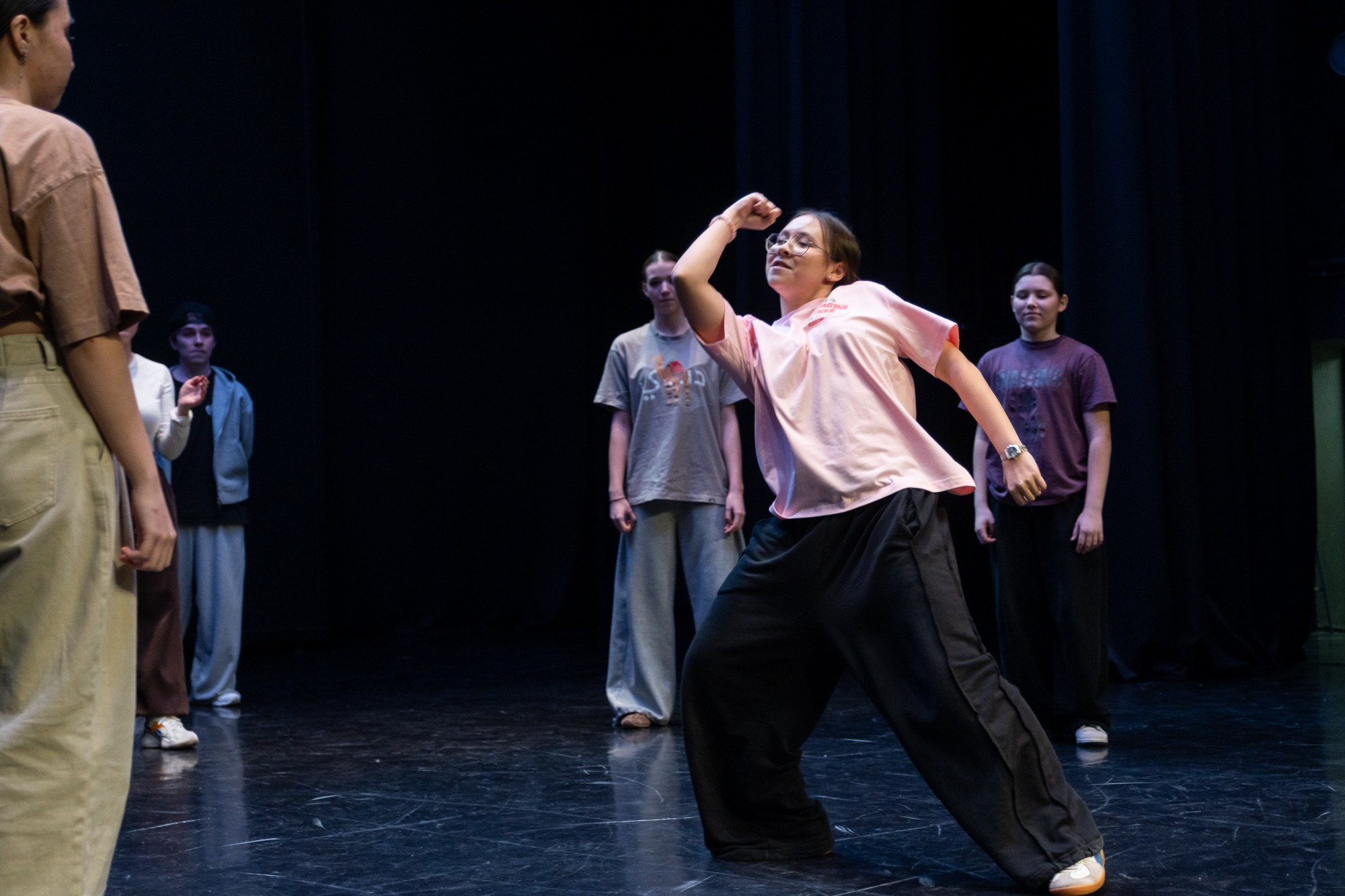 Конкурс солистов и балетмейстерских работ «Руки ногИ». Репортажный фотограф в Казани Павел Серпокрылов