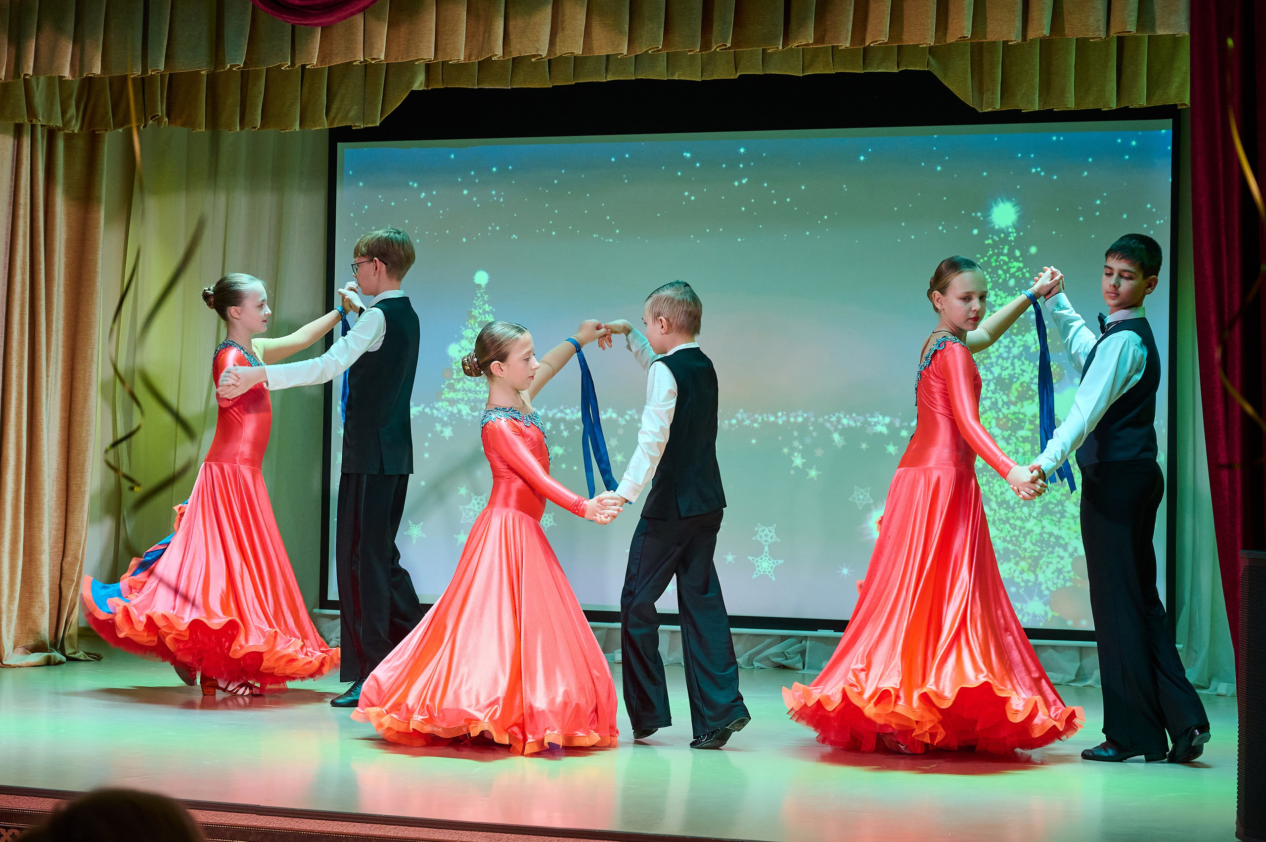 НГ ДК Виноградный. Жизнь курорта Кабардинка в фотографиях