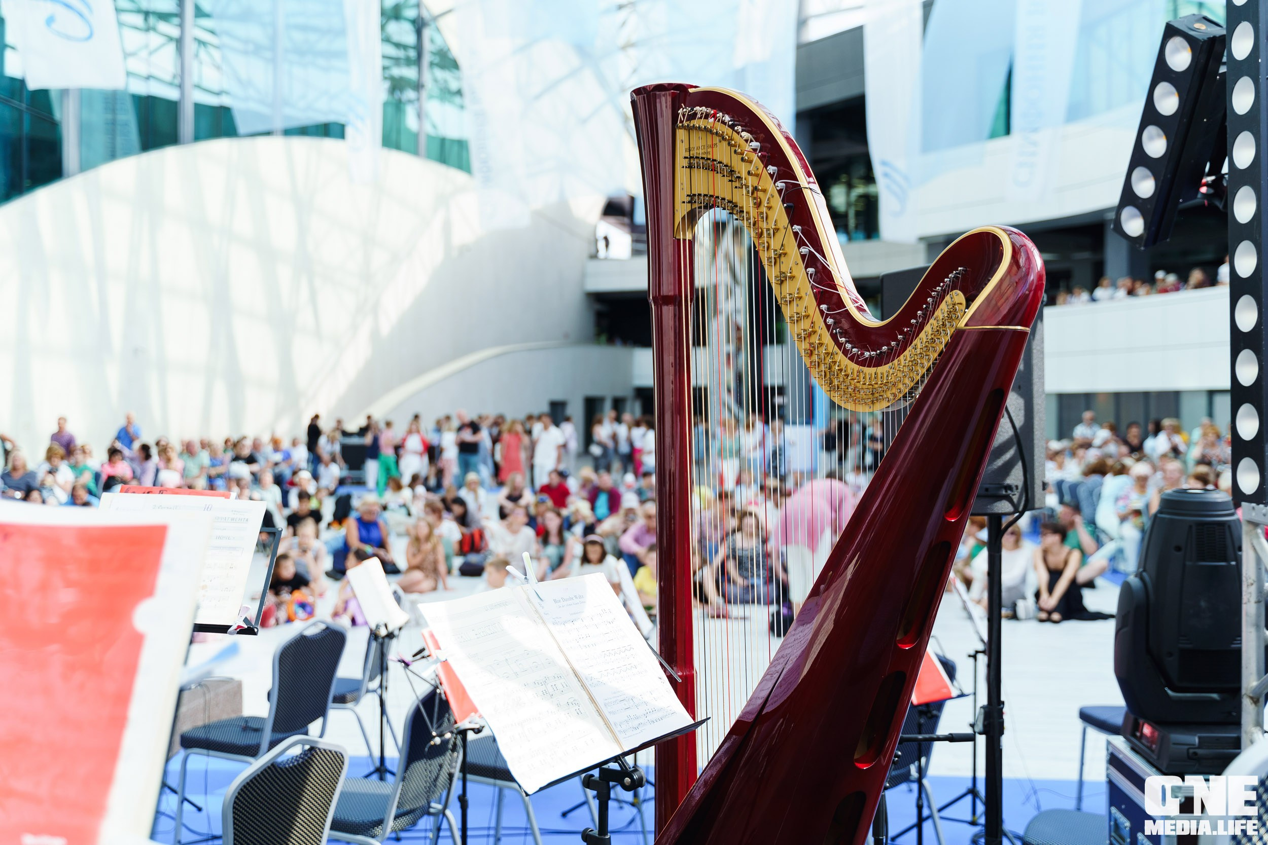 Фоторепортаж с фестиваля «Симфония ветра» в Янтарь Холле. One Media Life: фоторепортажи, фотоотчеты с мероприятий и заведений