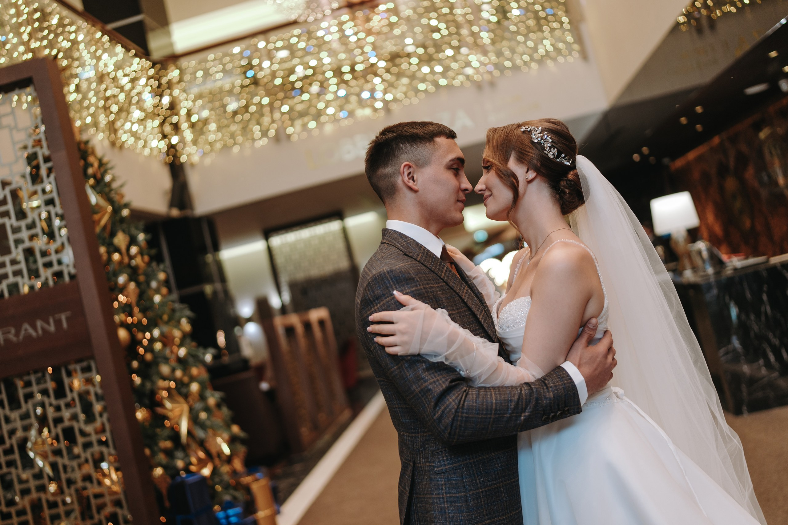 ОТЕЛЬ ШЕРАТОН, РЕСОРАН АРТ ХОЛЛ, ВЕДУЩАЯ АЙГУЛЬ МАВЛИХАНОВА УФА