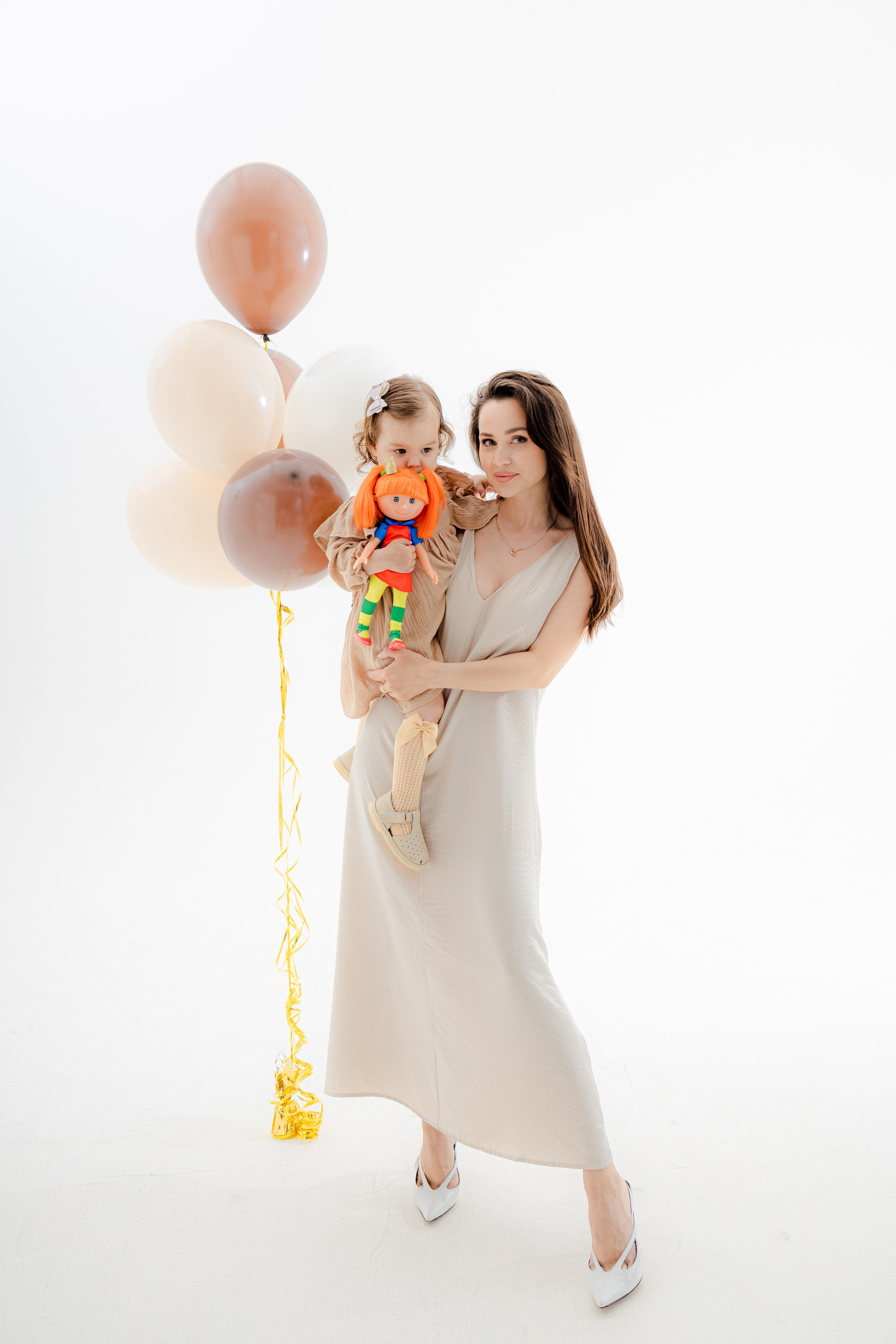 семейная фотосессия в студии с детьми в москве, детская фотосессия в фотостудии в москве, уютные нежные семейные фотосессии в москве, семейная беременная фотосессия в москве с детьми, фотосессия беременности с мужем в москве, светлые фотостудии в москве, стильные семейные фотосессии в москве, фотосессии в стиле lifestyle, фотосессии в стиле лайфстайл в москве, Семейная фотография в москве , семейный фотограф в москве , семейная фотосессия в москве , семья , детская фотография , фотограф , женский портрет , фотосессия , детский портрет , детский фотограф , lovestory , новогодняя фотосессия , детское фото , детская фотосессия , эмоциональные семейные фотосессии в москве, портретная фотография в москве, заказать семейный фотоальбом в москве