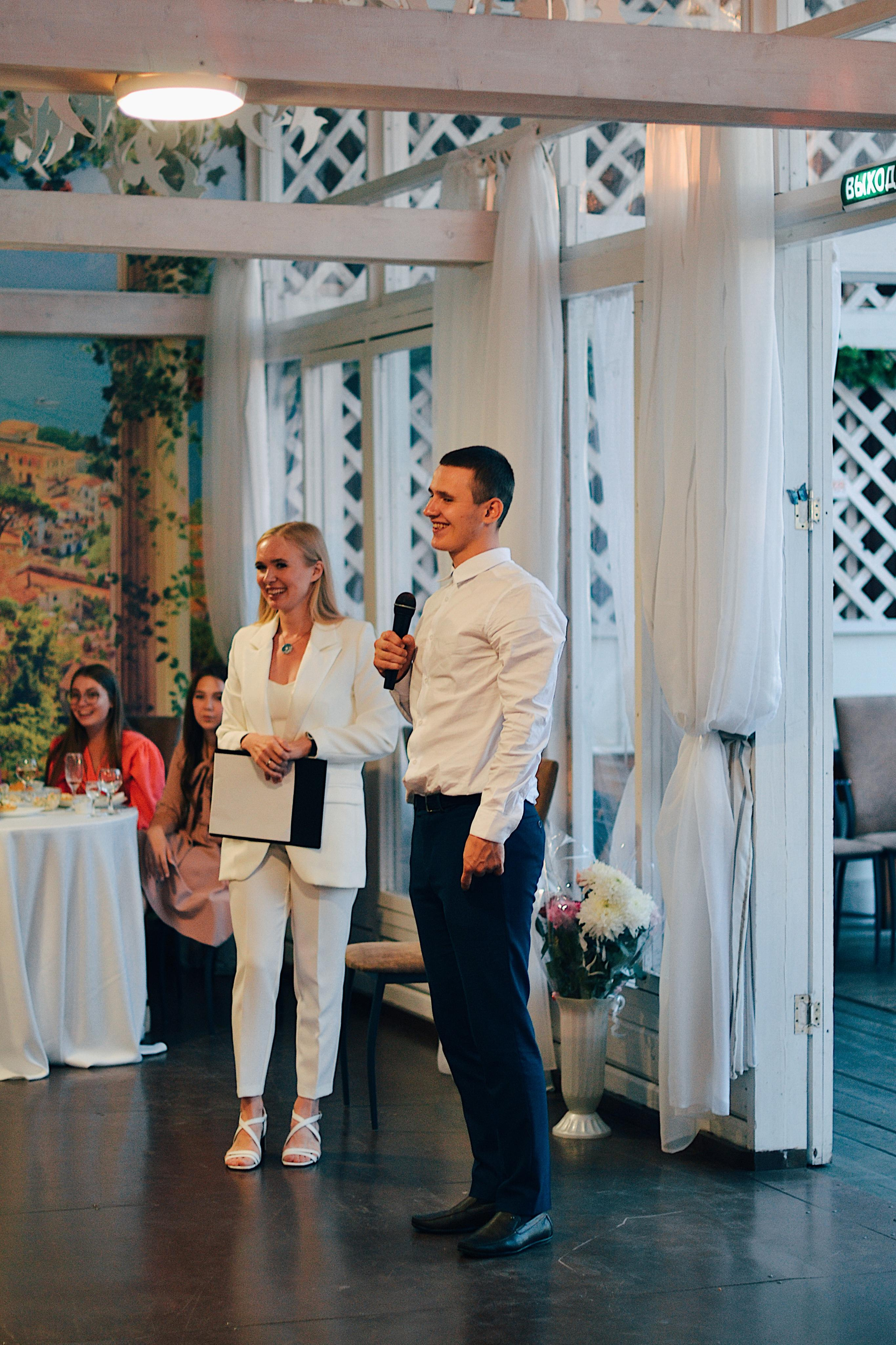 Ведущая на свадьбу Мария Снегур. Ведущий, Тамада, DJ, фото в Перми. Хорошее настроение