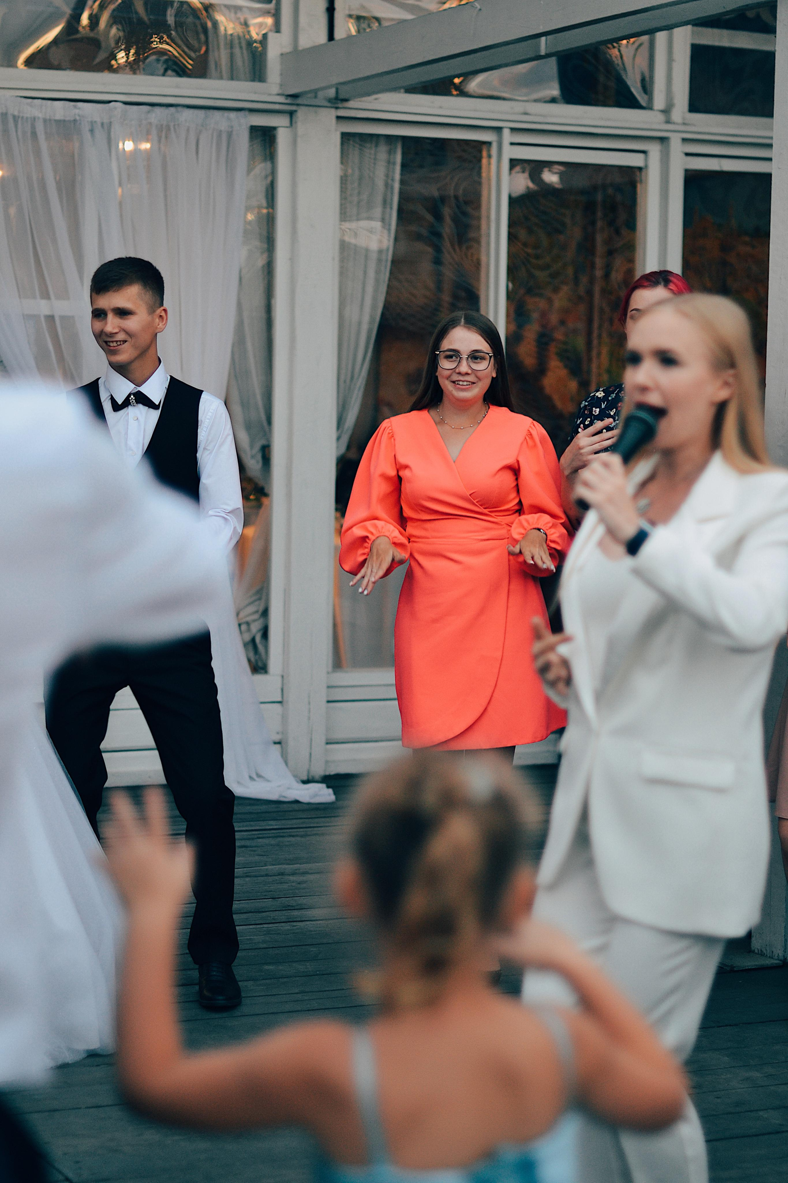 Ведущая на свадьбу Мария Снегур. Ведущий, Тамада, DJ, фото в Перми. Хорошее настроение