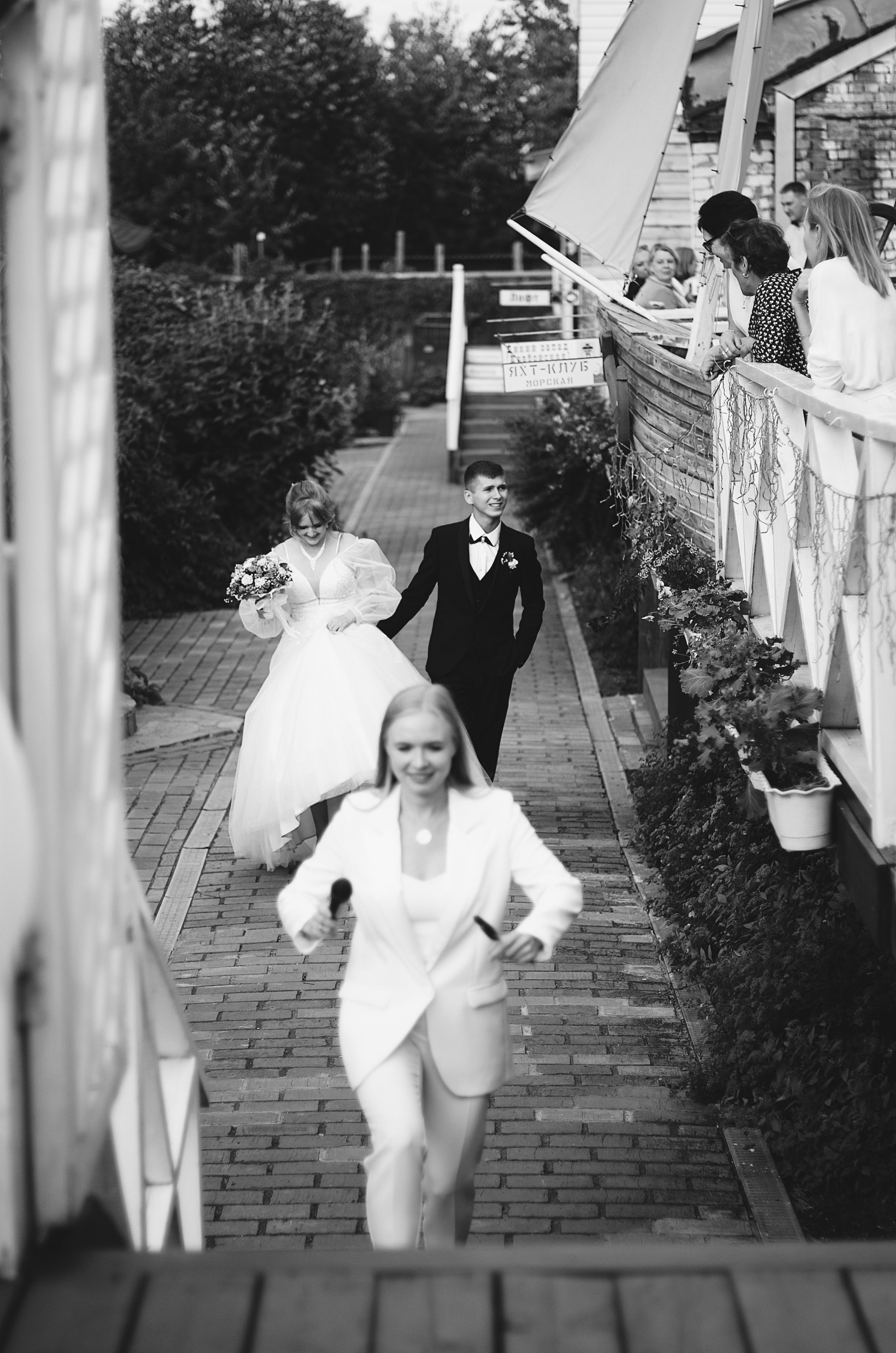 Ведущая на свадьбу Мария Снегур. Ведущий, Тамада, DJ, фото в Перми. Хорошее настроение