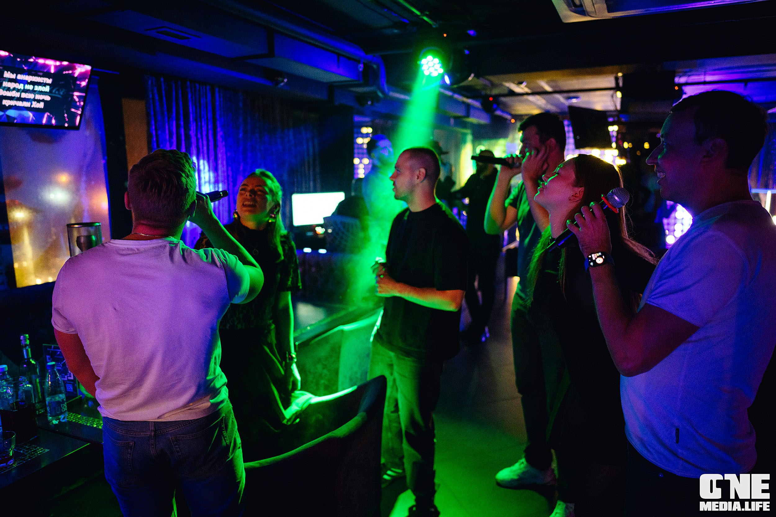 Фоторепортаж из караоке-клуба Эйфория. One Media Life: фоторепортажи, фотоотчеты с мероприятий и заведений