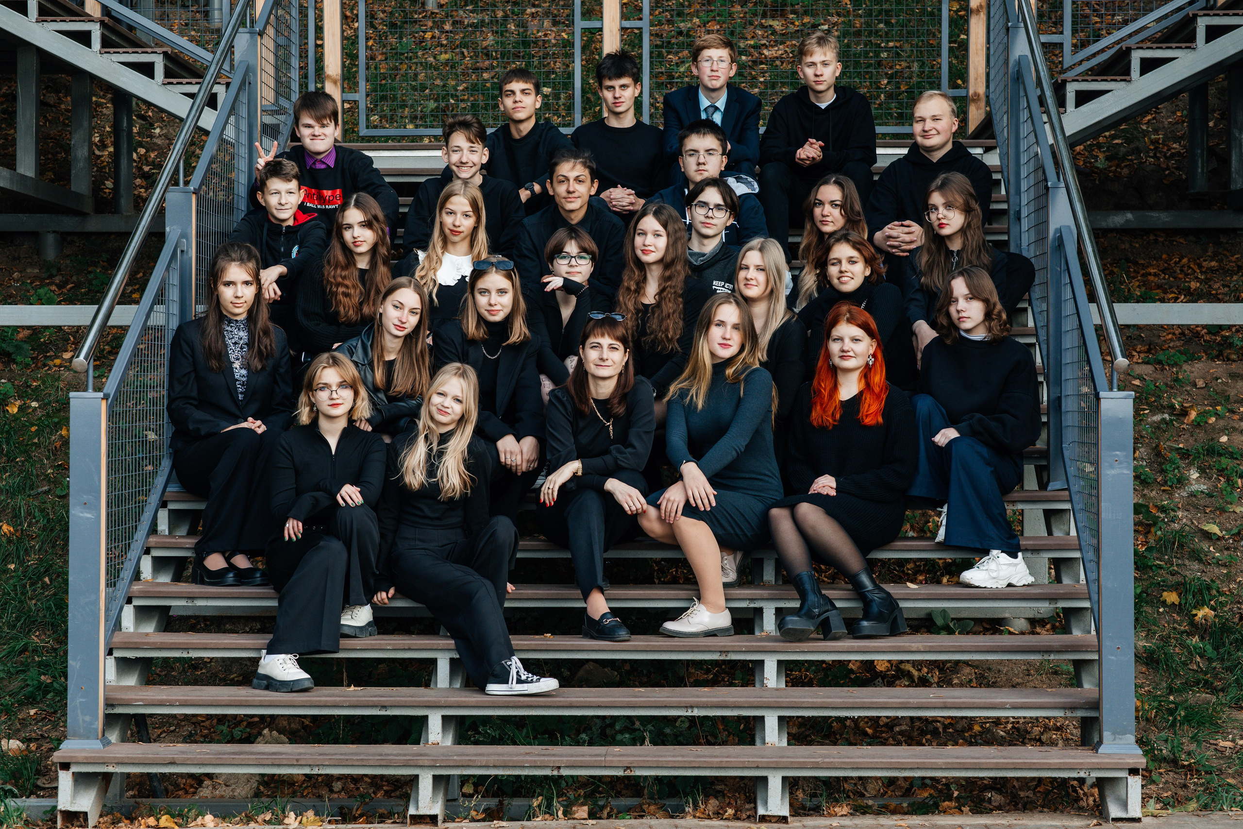 Фотосессия для выпускного альбома в парке Им. Талалихина. Выпускные альбомы в Подольске Москве и МО