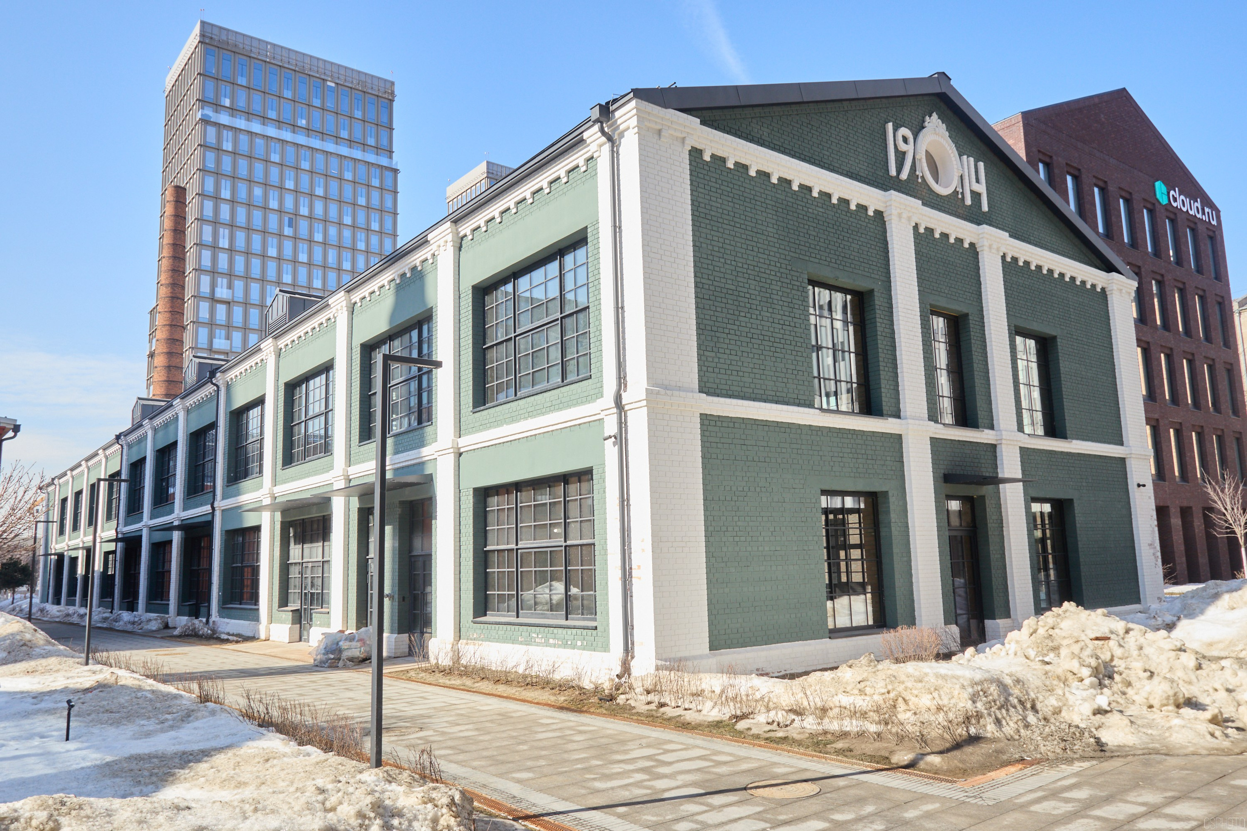 Геометрия. Фотографъ Сергѣевъ. Поймать мгновеніе