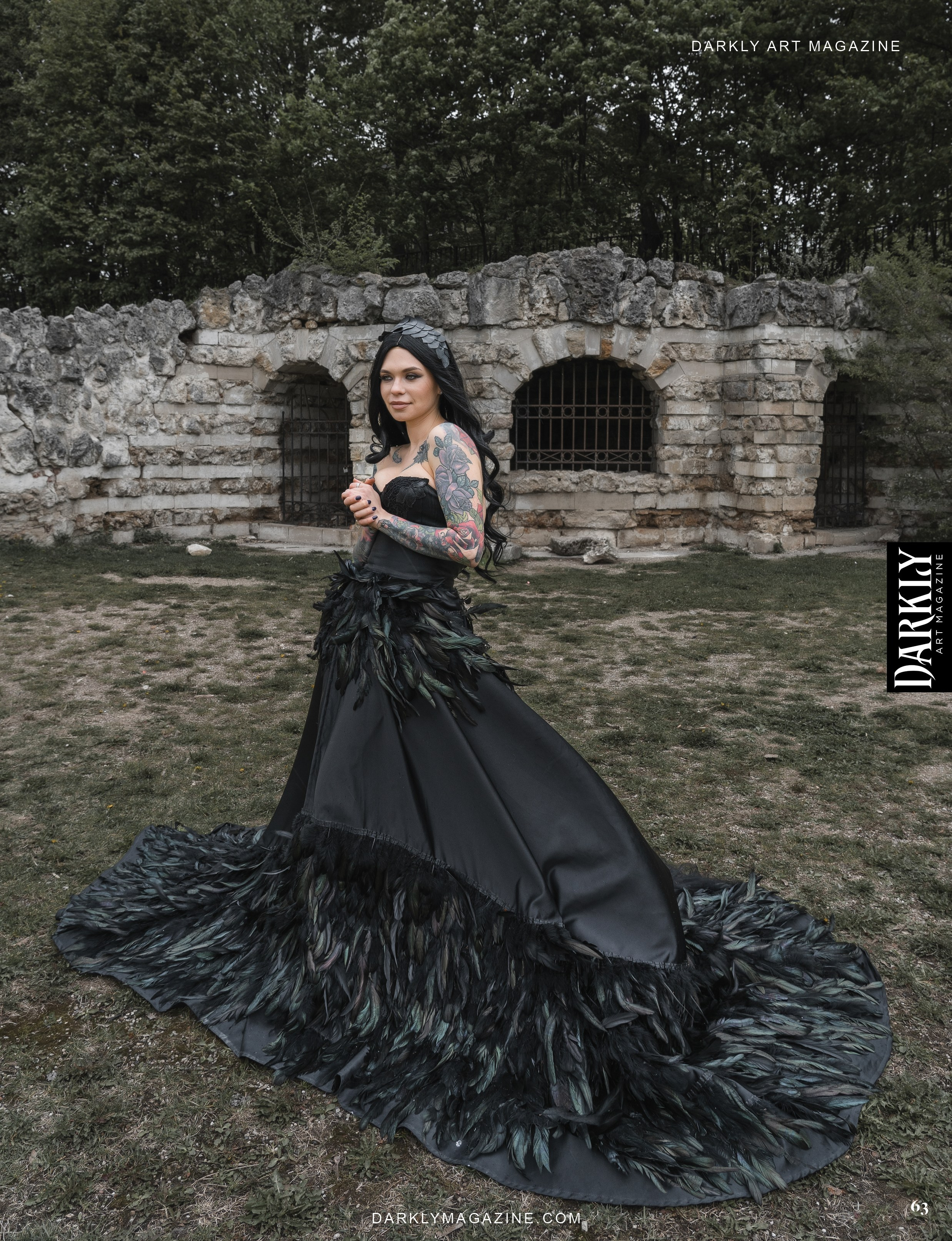 Публикация в журнале Darkly. Photomantis