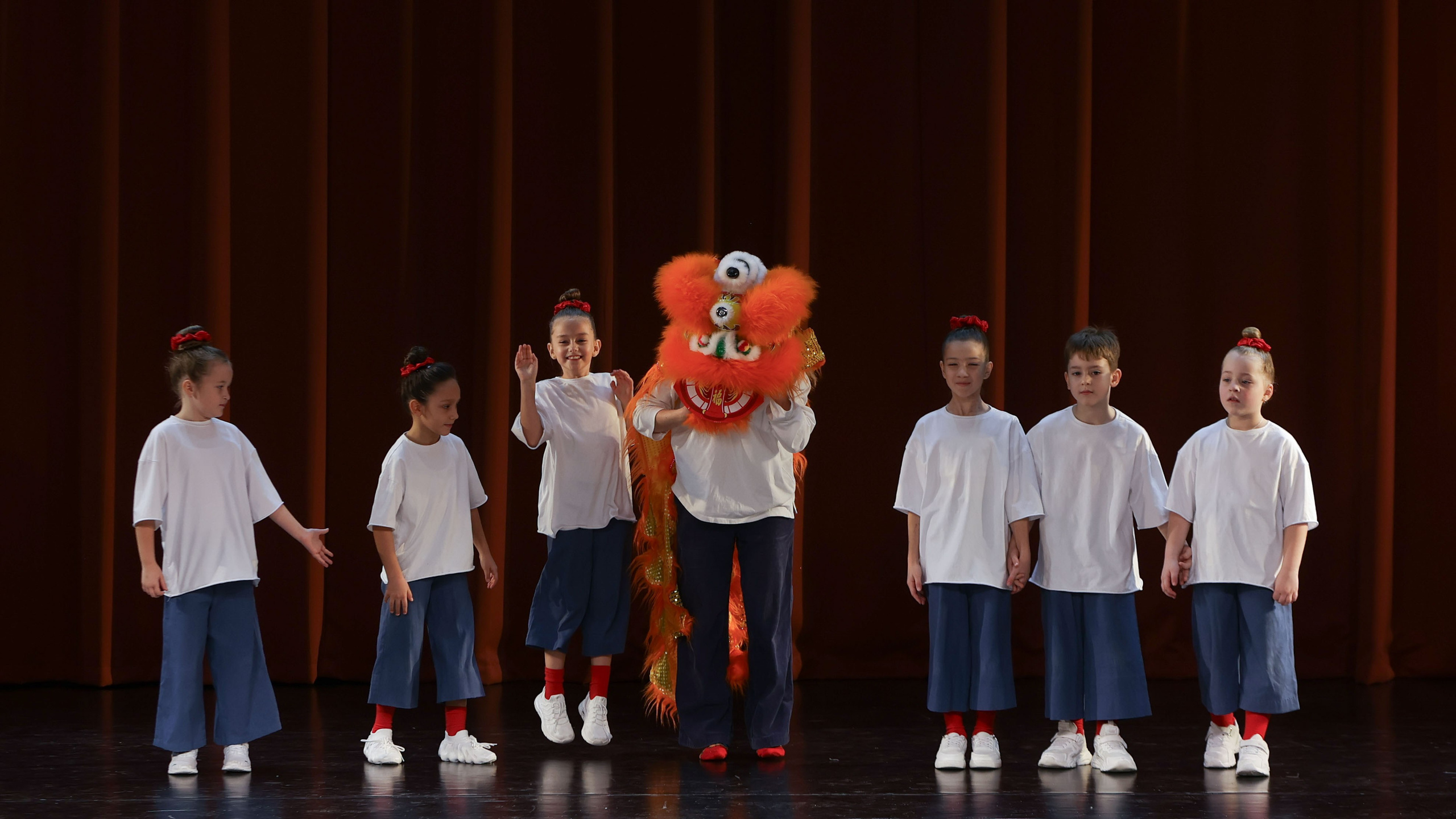 Фестиваль хореографического искусства «КУБОК ЛЕГЕНДЫ — 2025». Выпускные альбомы и школьный фотограф в Подольске, Троицке, Щербинке, Москве и Московской области