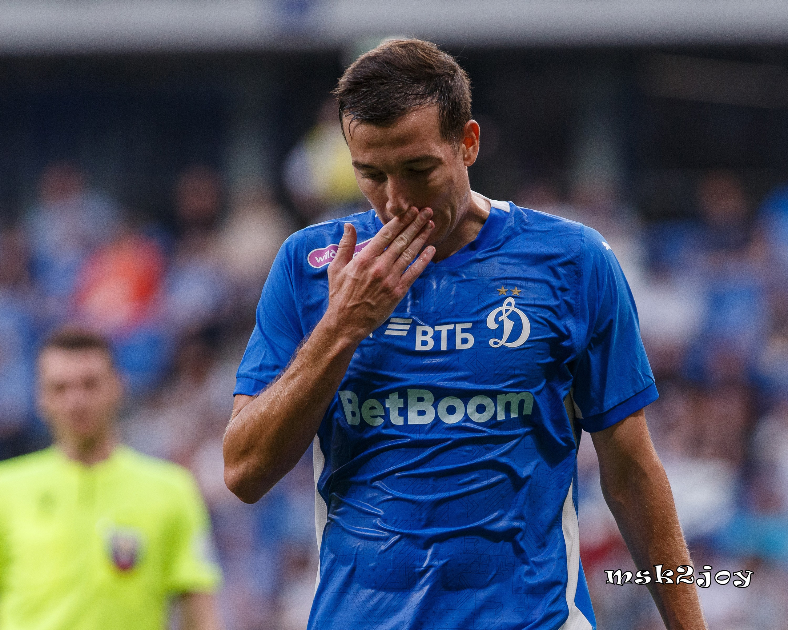 Фоторепортаж. ФК Динамо — ФК Партизан. Михаил Тоцкий портретный и репортажный фотограф в Москве