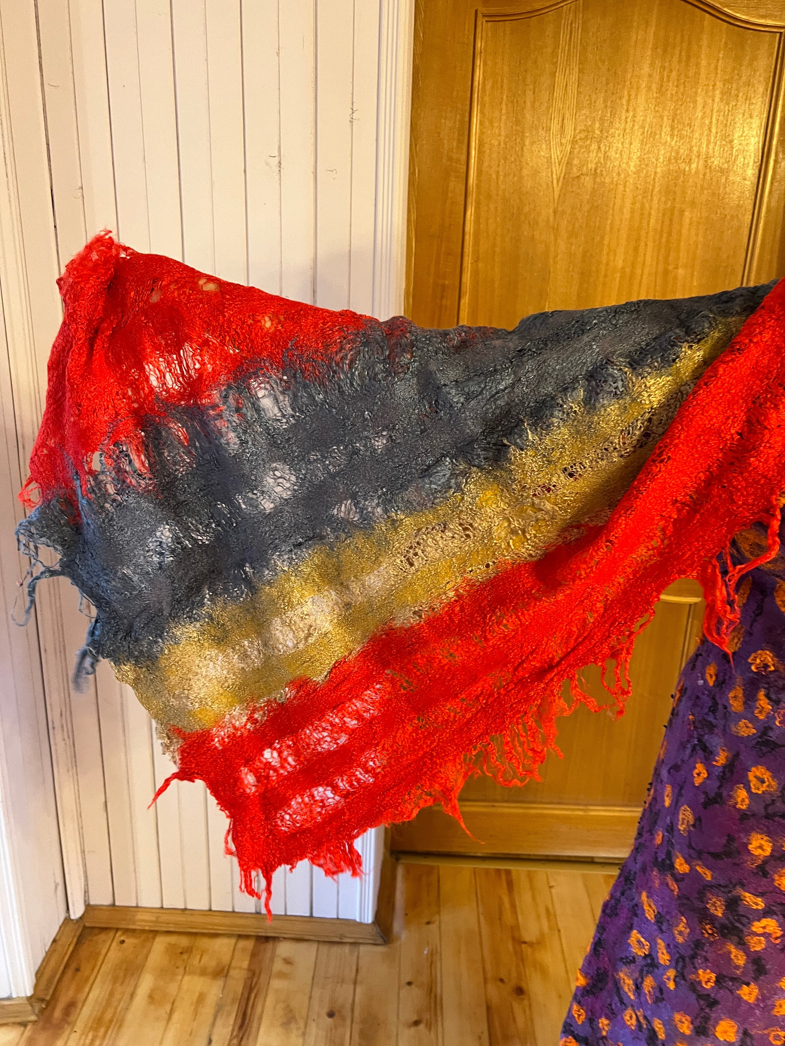 Одежда и аксессуары. Pavlus Art — где материя обретает Душу