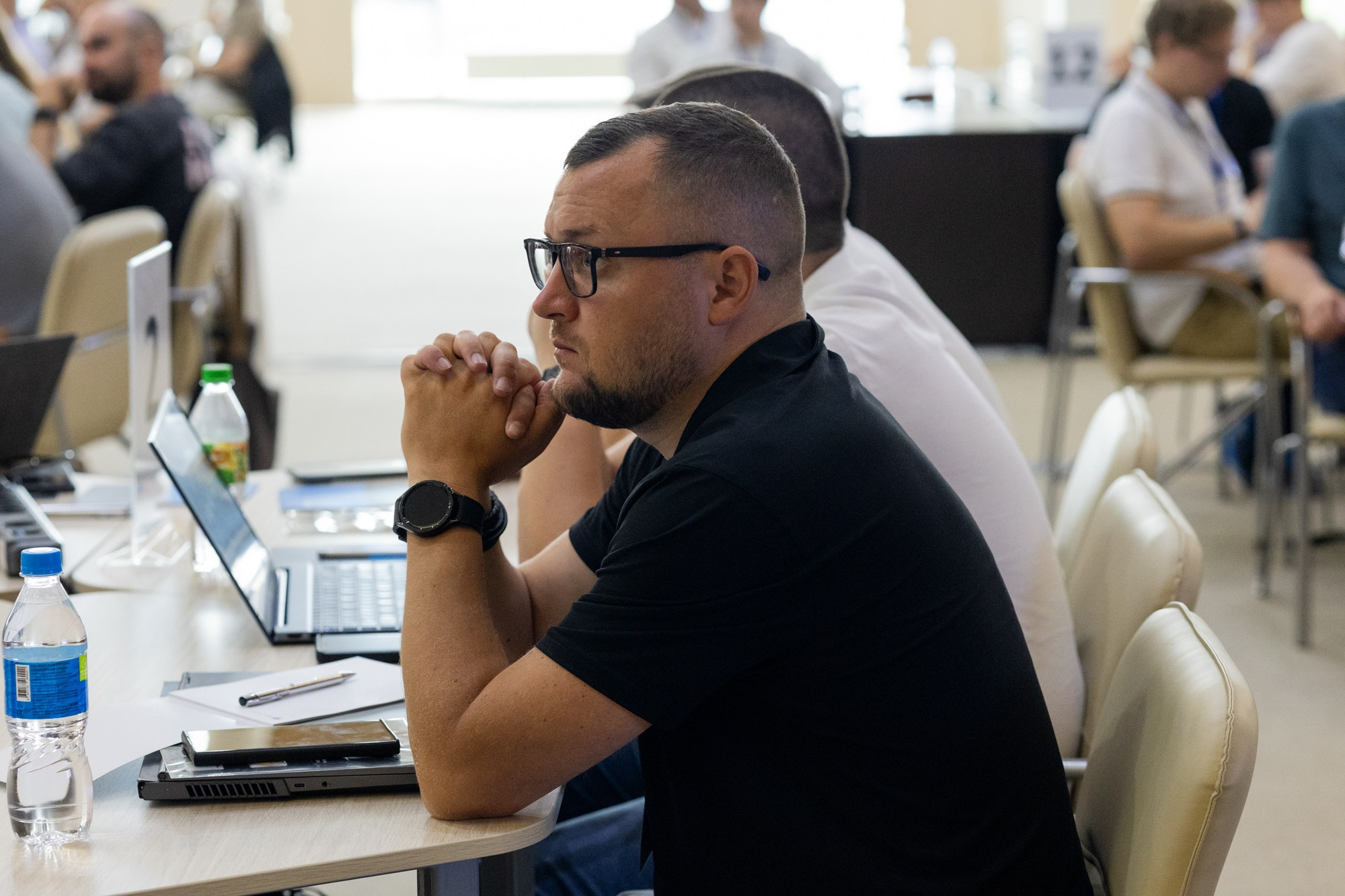 Репортажная фотосъемка во Владивостоке. Портретный, свадебный, репортажный фотограф во Владивостоке Юлиана Джули Фокс