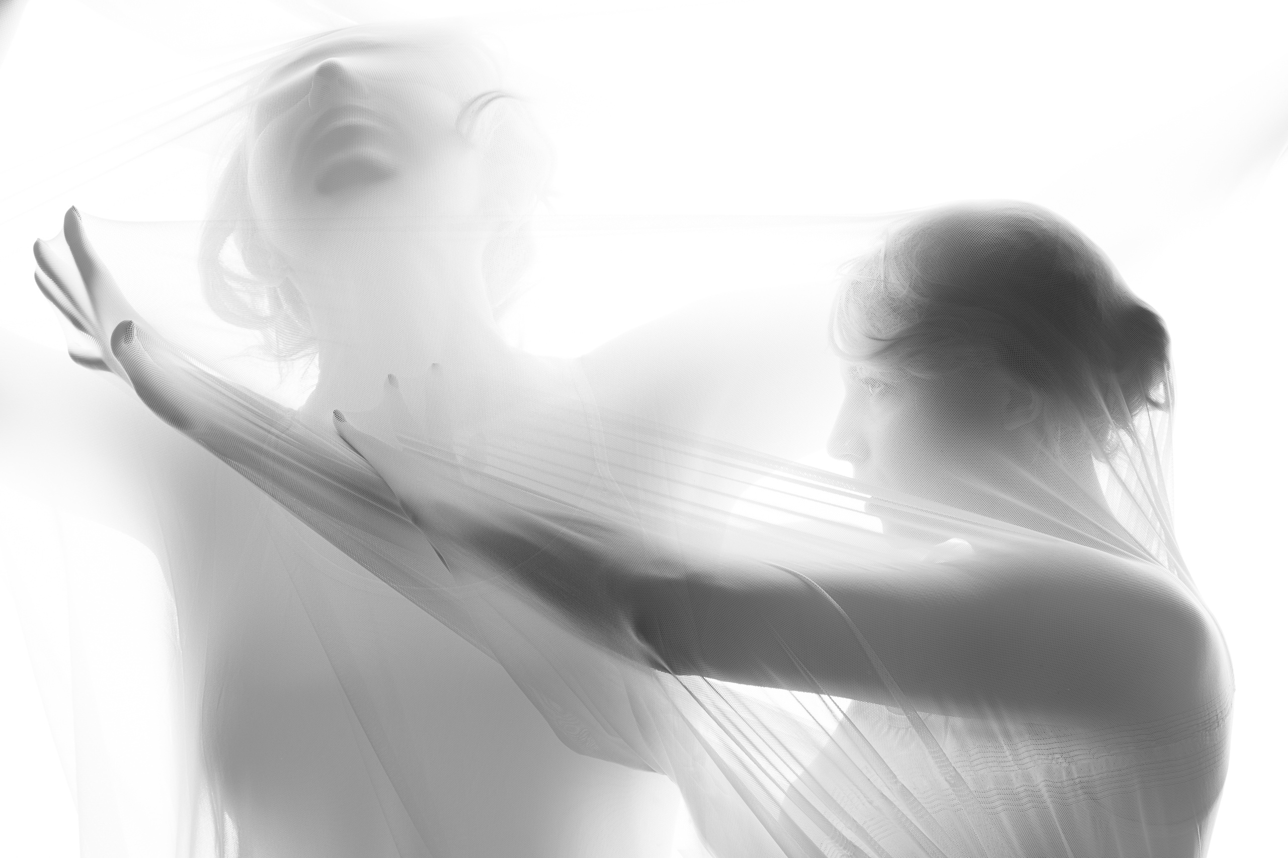 Пластика живого тела. Портретный и репортажный фотограф. Эмоциональные и откровенные портрет