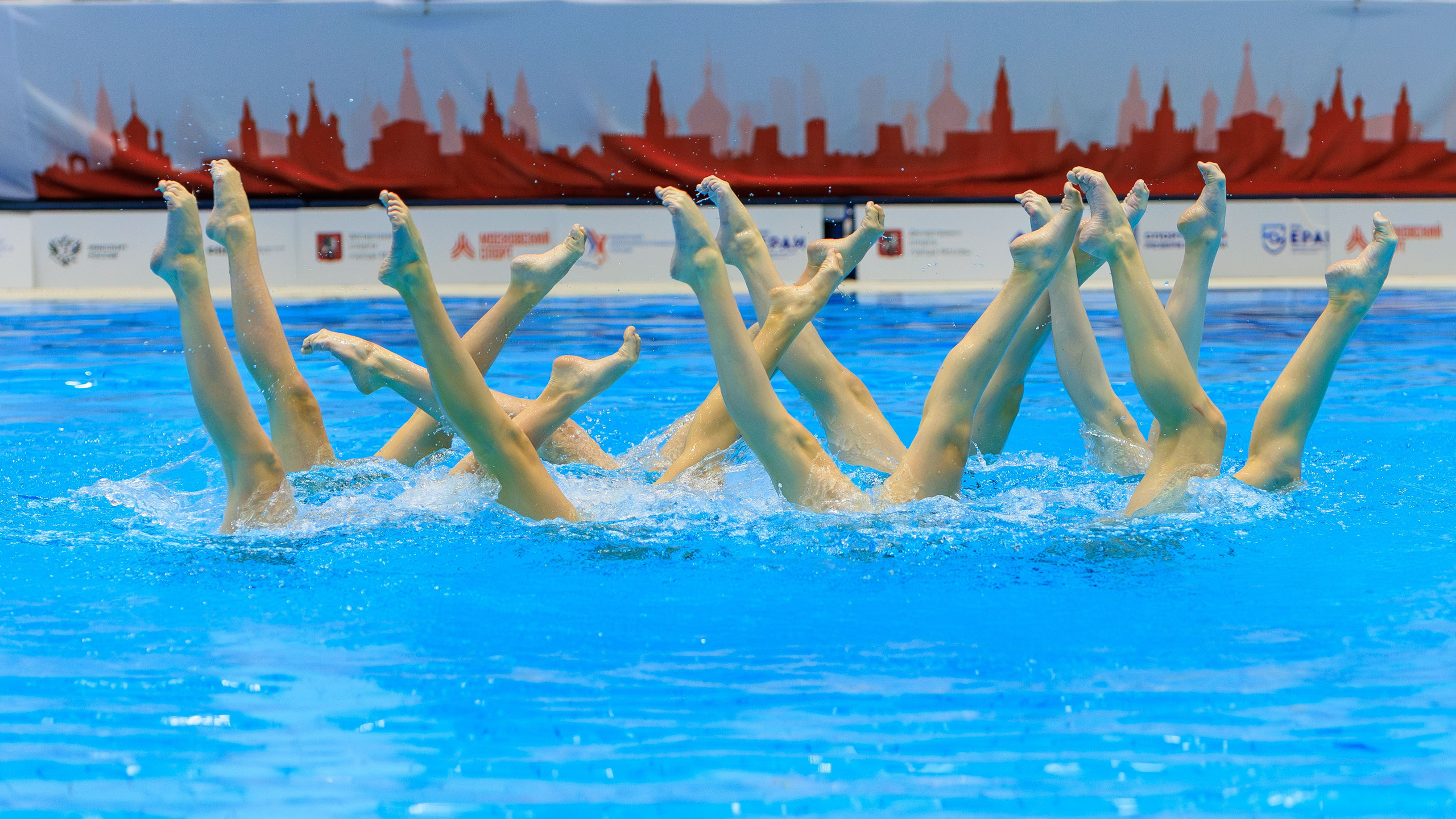 Первенство России по синхронному плаванию группа — произвольная программа. Выпускные альбомы и школьный фотограф в Подольске, Троицке, Щербинке, Москве и Московской области