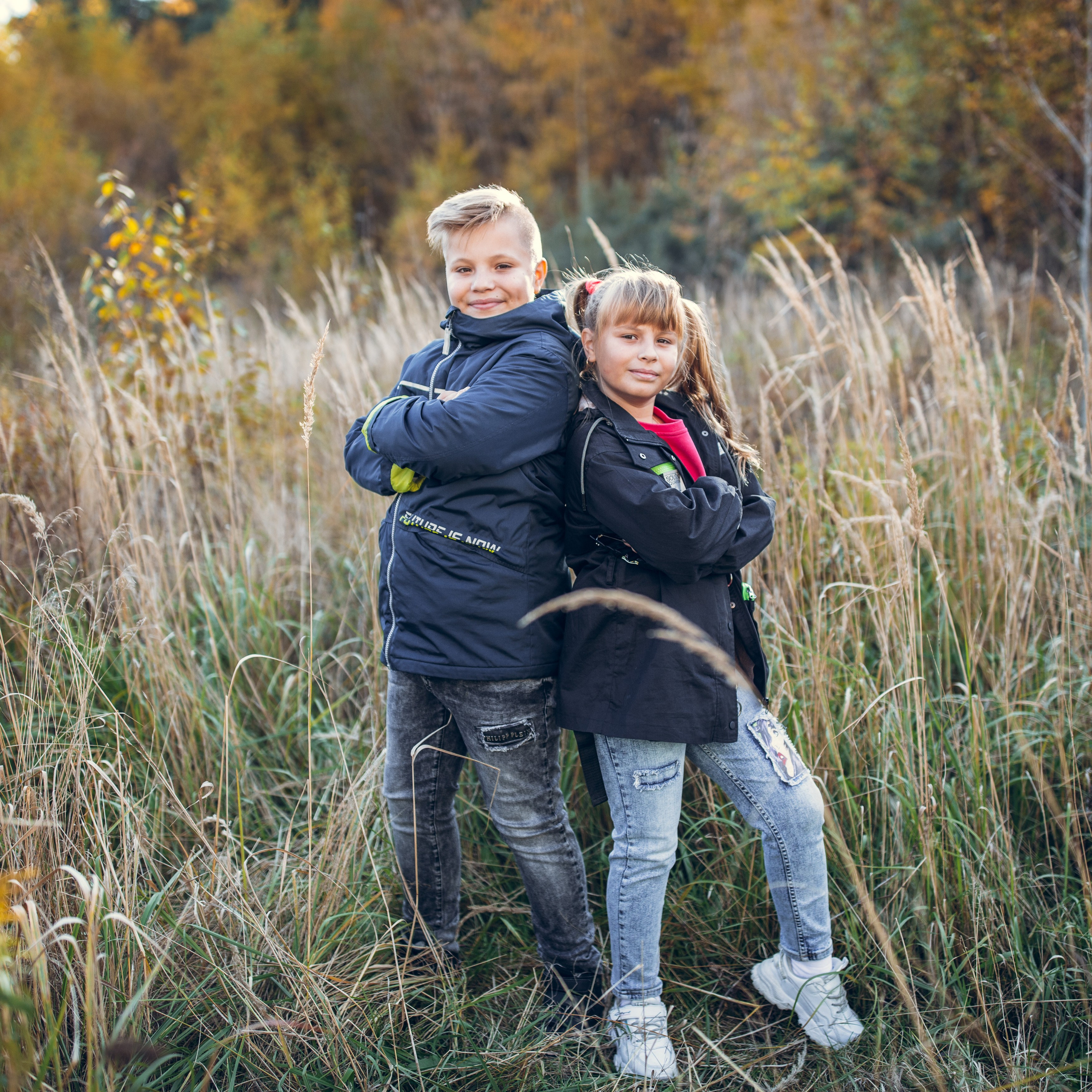 Фотопрогулка семьи в осеннем лесу. Фотограф — Евгений Свистков