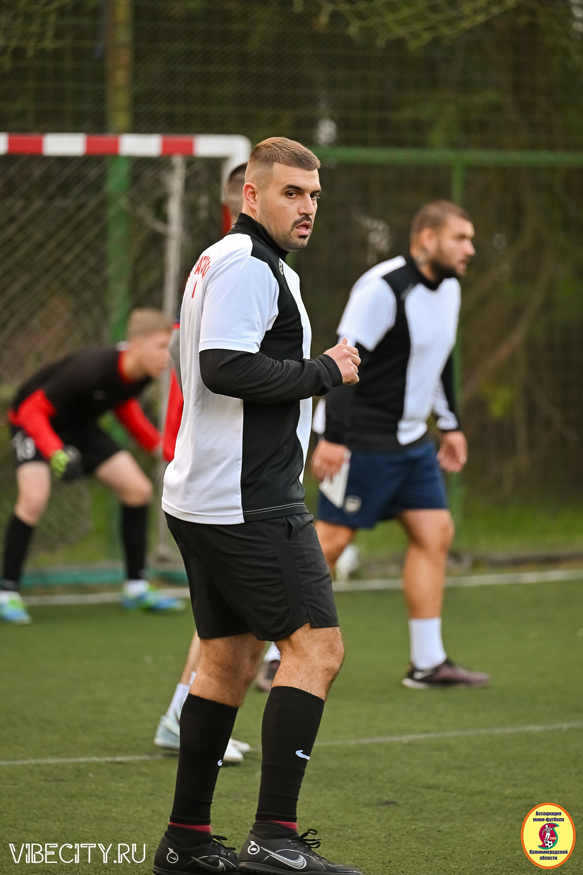 ИГРЫ МИНИ-ФУТБОЛЬНОЙ И КОРПОРАТИВНОЙ ЛИГИ. VIBECITY.RU Вайб Сити Ру Фоторепортажи Фотоотчеты Калининград