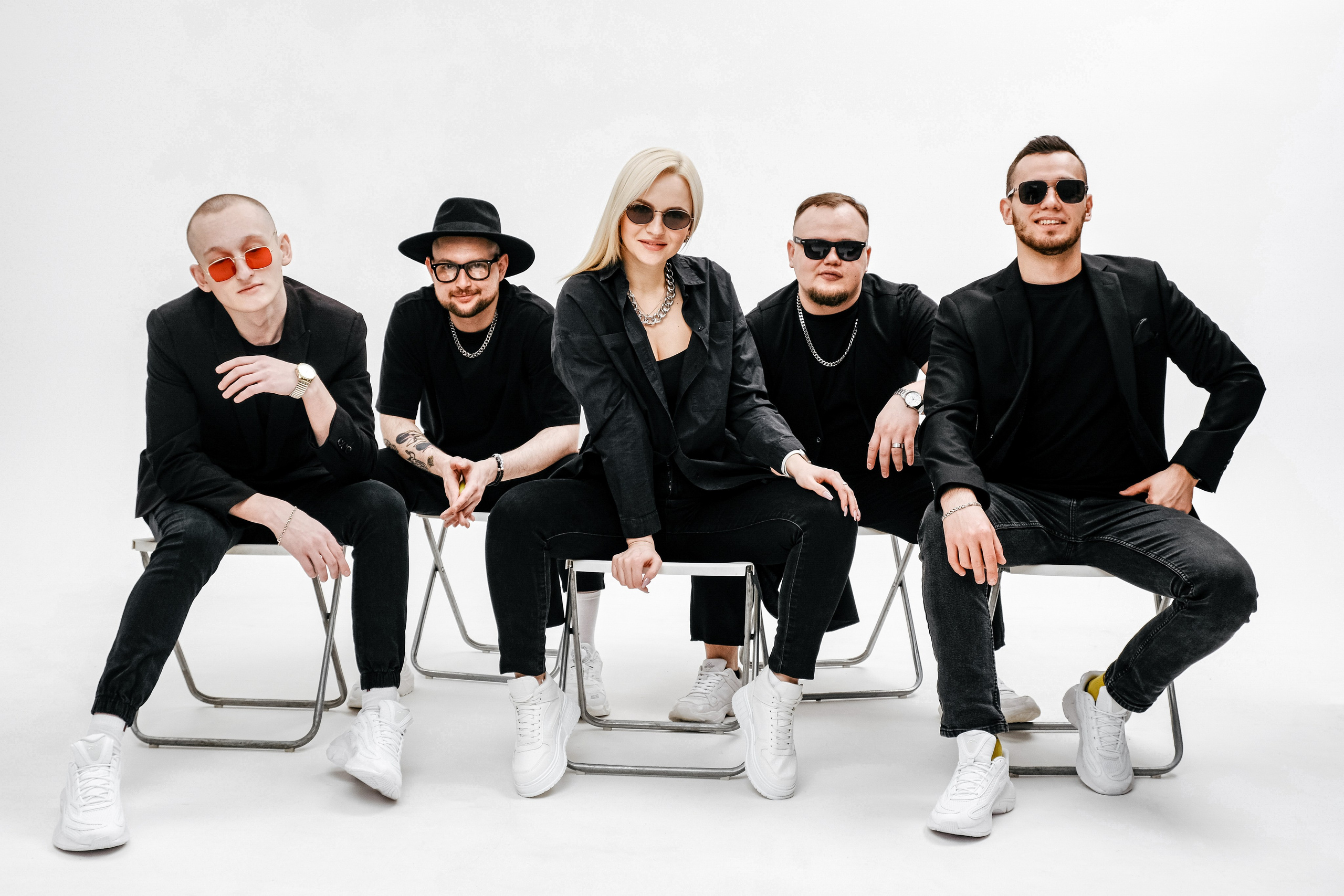 Контент для кавер-группы Dance Bro. Фотограф и видеограф Анна Жагорина