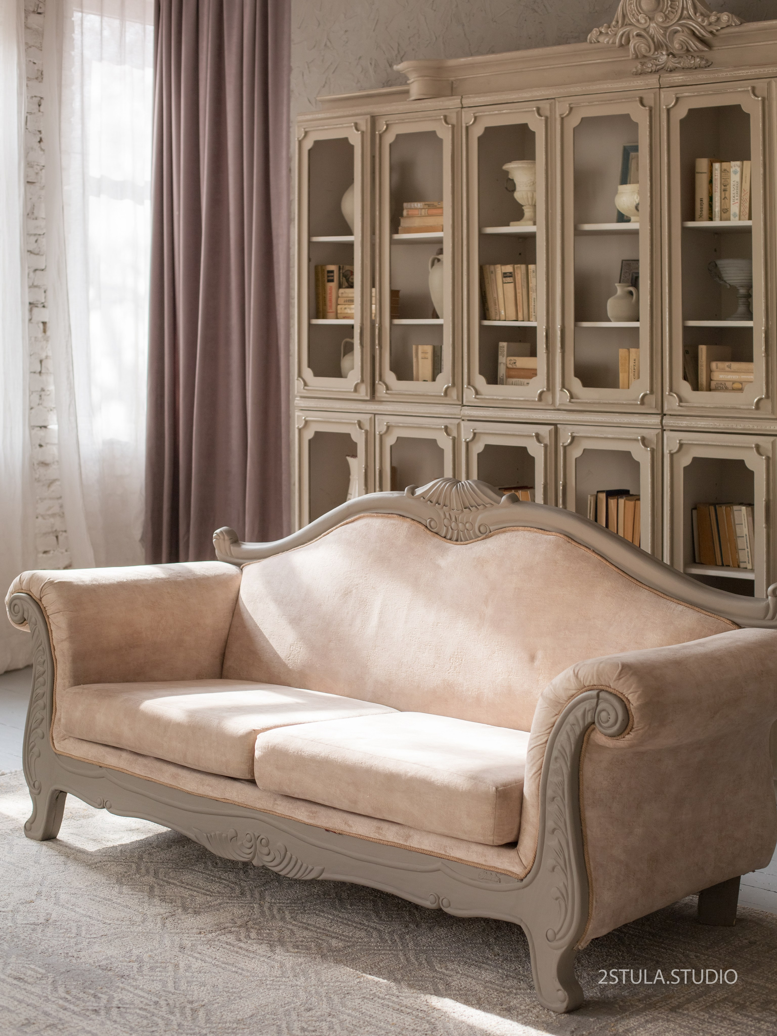 Классический зал 100 м. кв. Фотостудия Алматы — 2 Stula.Studio | Аренда залов