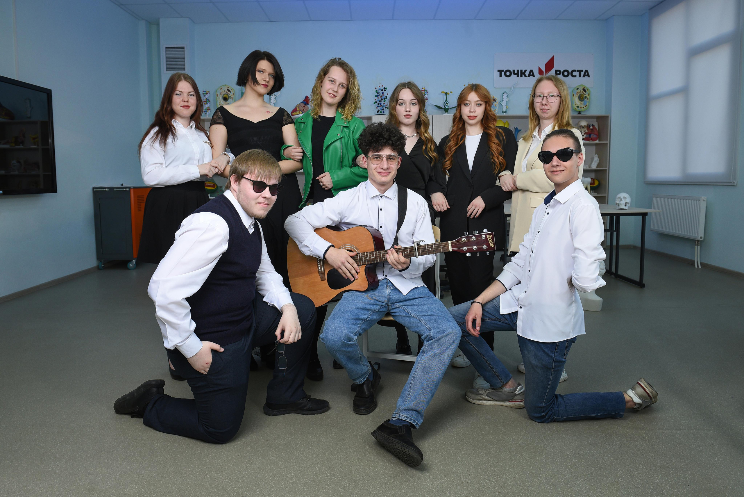 Выпускные альбомы в Кургане, Твой альбом, Книга