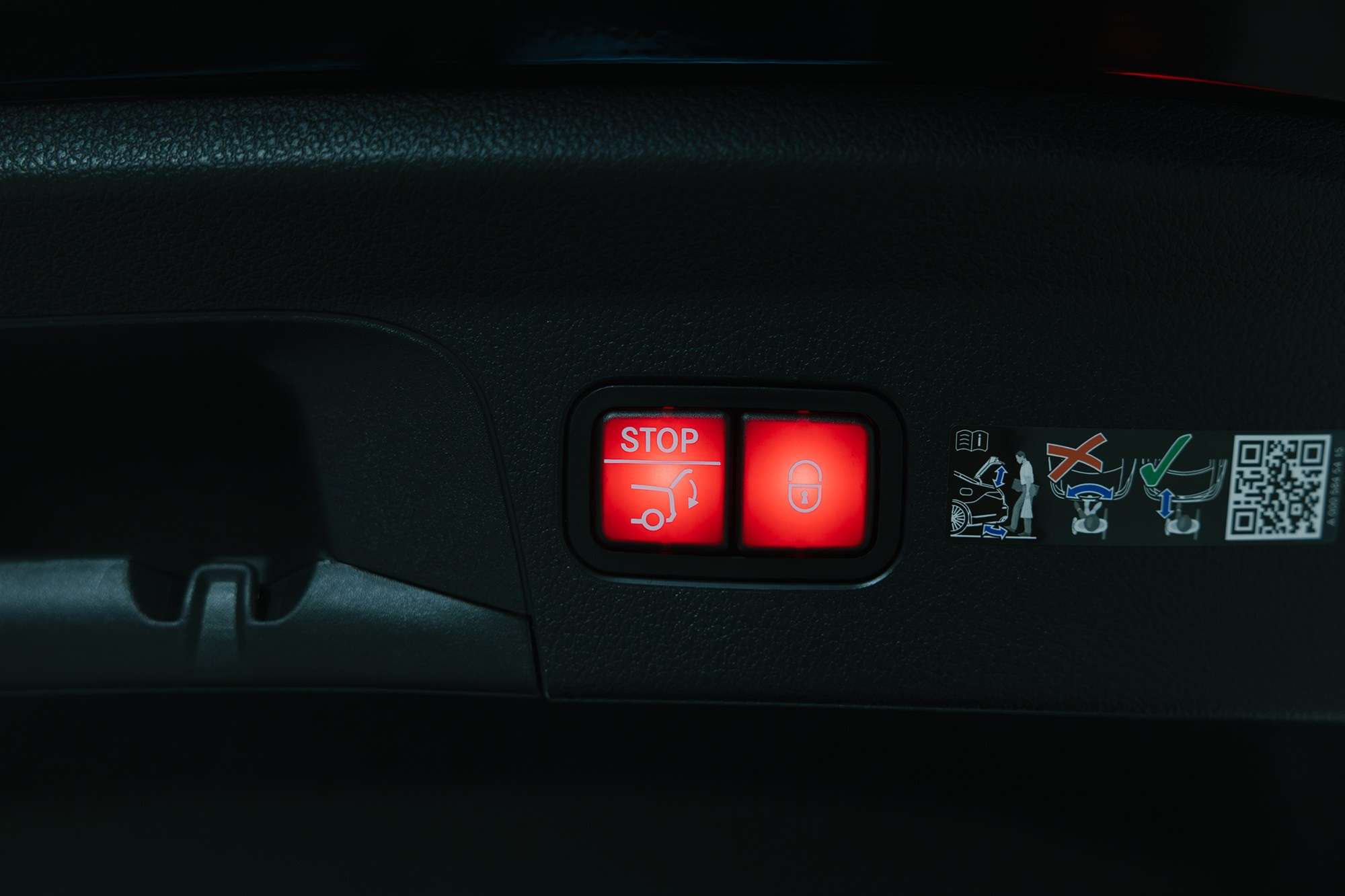 Продажа нового Mercedes-Benz GLE 450 3.0 4MATIC 9G-Tronic в Москве. Автосалон «Х-Авто»