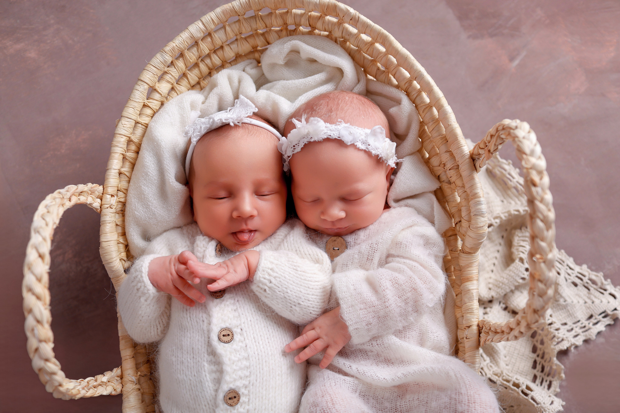 Новорожденные. Нина Зеленева фотограф новорожденных