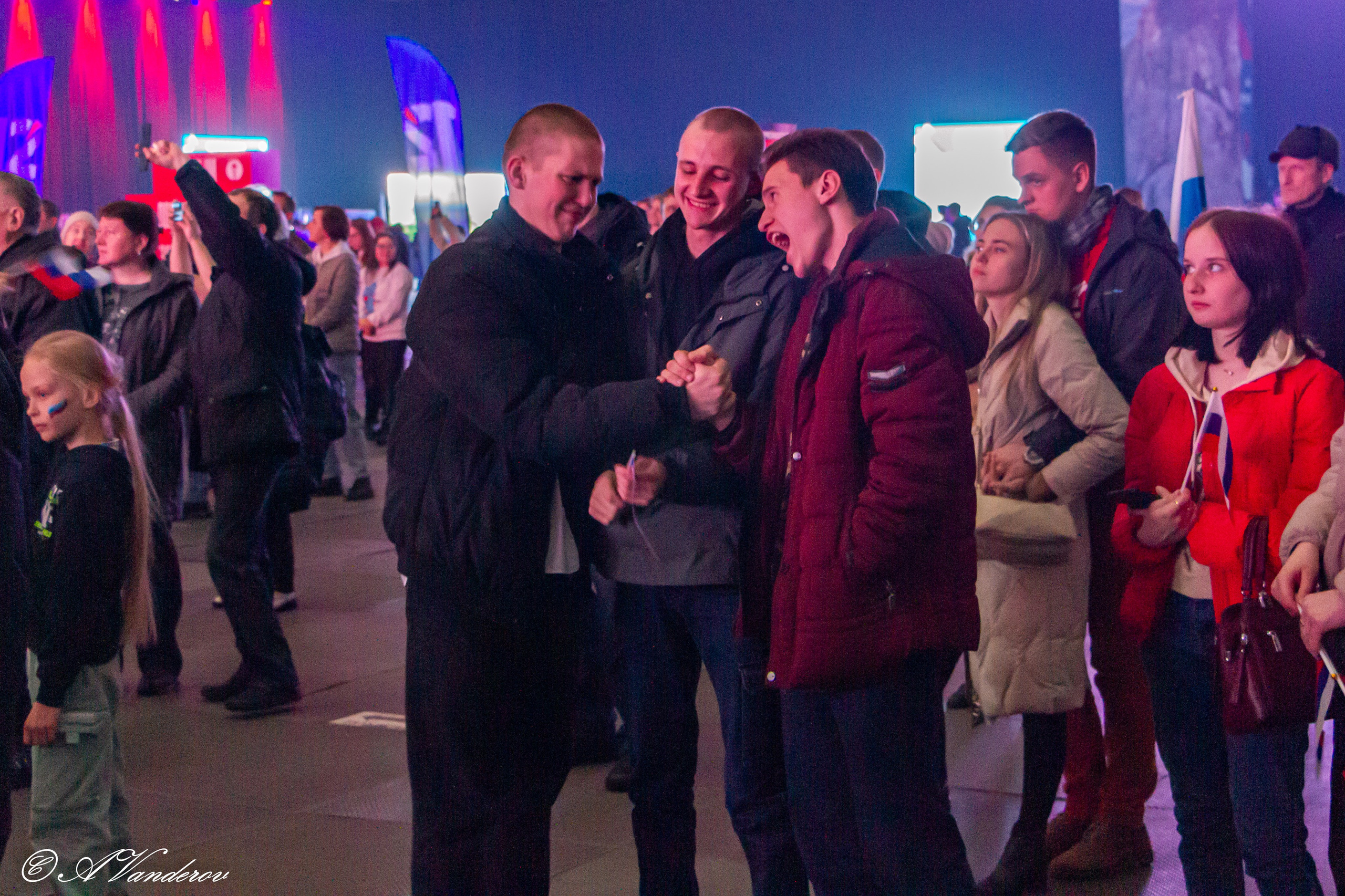 Крымская весна 18.03.2023. Фотограф Омск | Александр Вандеров