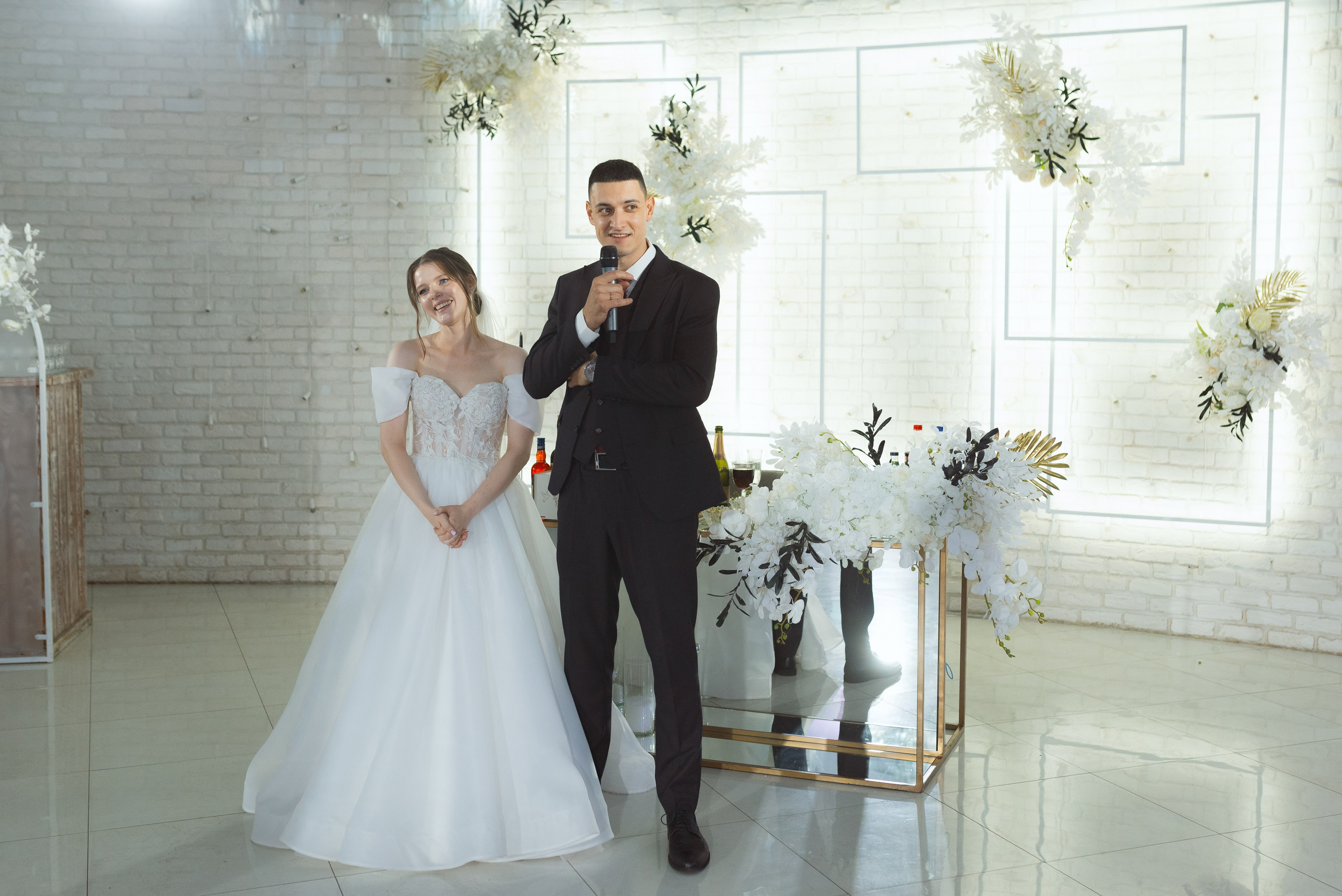 Свадьба Ирины и Дениса — Дом архитектора, Исаакий, Инженерный замок и банкет. Свадебный фотограф Дмитрий Родионов — Санкт-Петербург и Ленинградская область