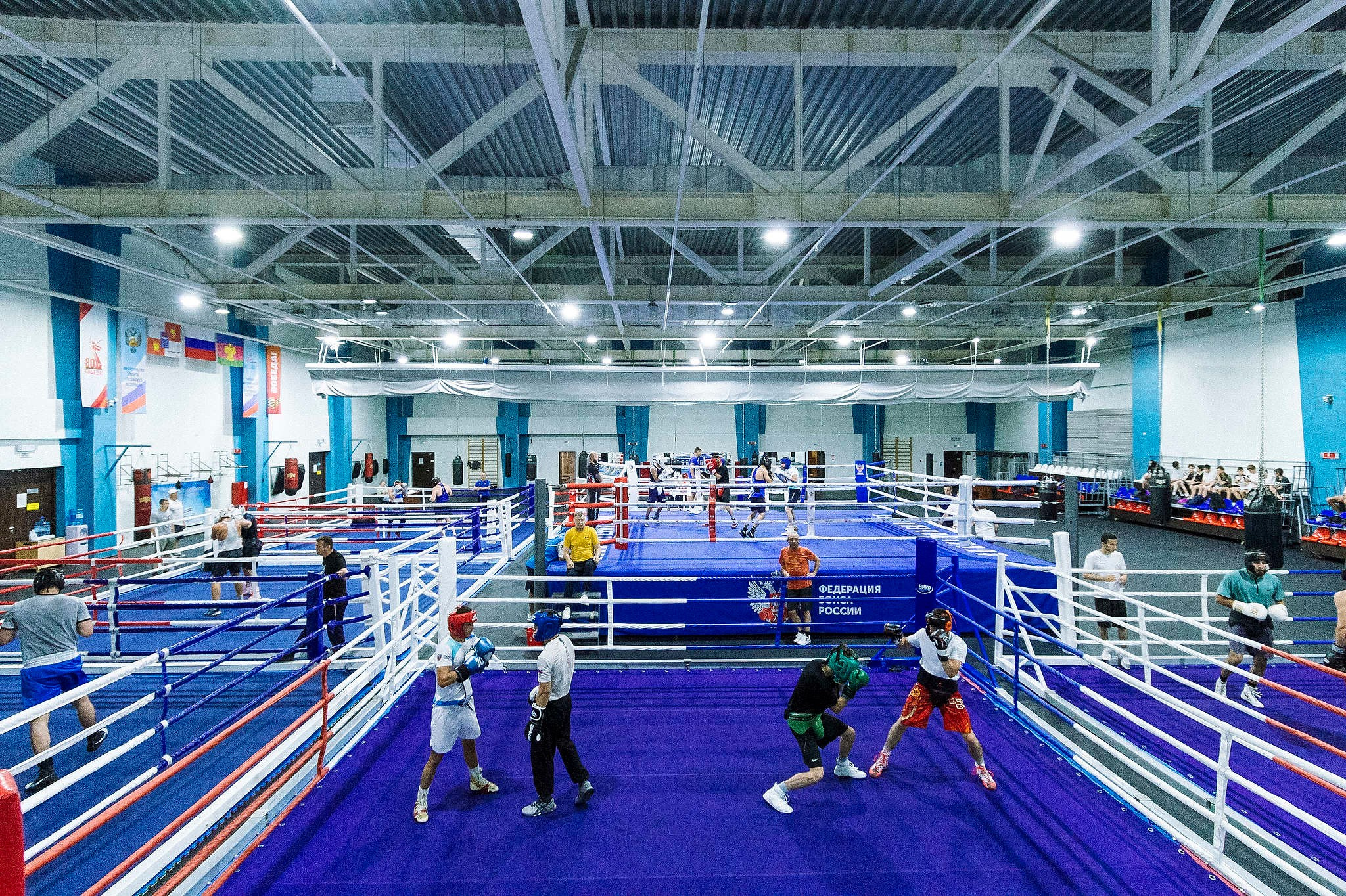 Юг-Спорт в Сочи. Спортивный комплекс и соревнования. Репортажный фотограф в Сочи — Михаил Мордасов